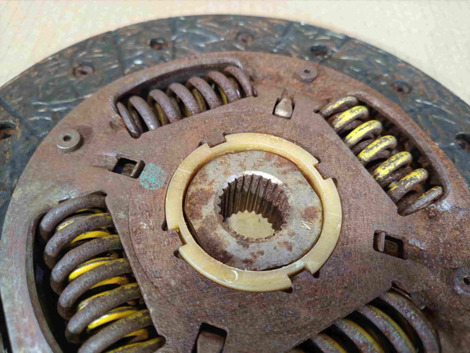 https://ycs.partsauto.market/partsauto-images/thmbs/78ee0fb3787e2dce013ed29fc8a1120c/1db0fd98a7d3d72a2baf192cfaf46f67/631726197387f96905ae6107d6631e86.jpg