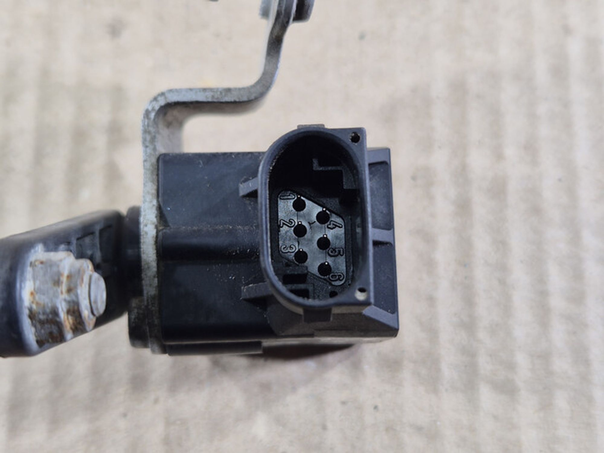 https://ycs.partsauto.market/partsauto-images/thmbs/78ee0fb3787e2dce013ed29fc8a1120c/1e39e3aff765dc0d24c79703dfd20801/1d712b12fff6a887ca6a30aad8a290f5.jpg