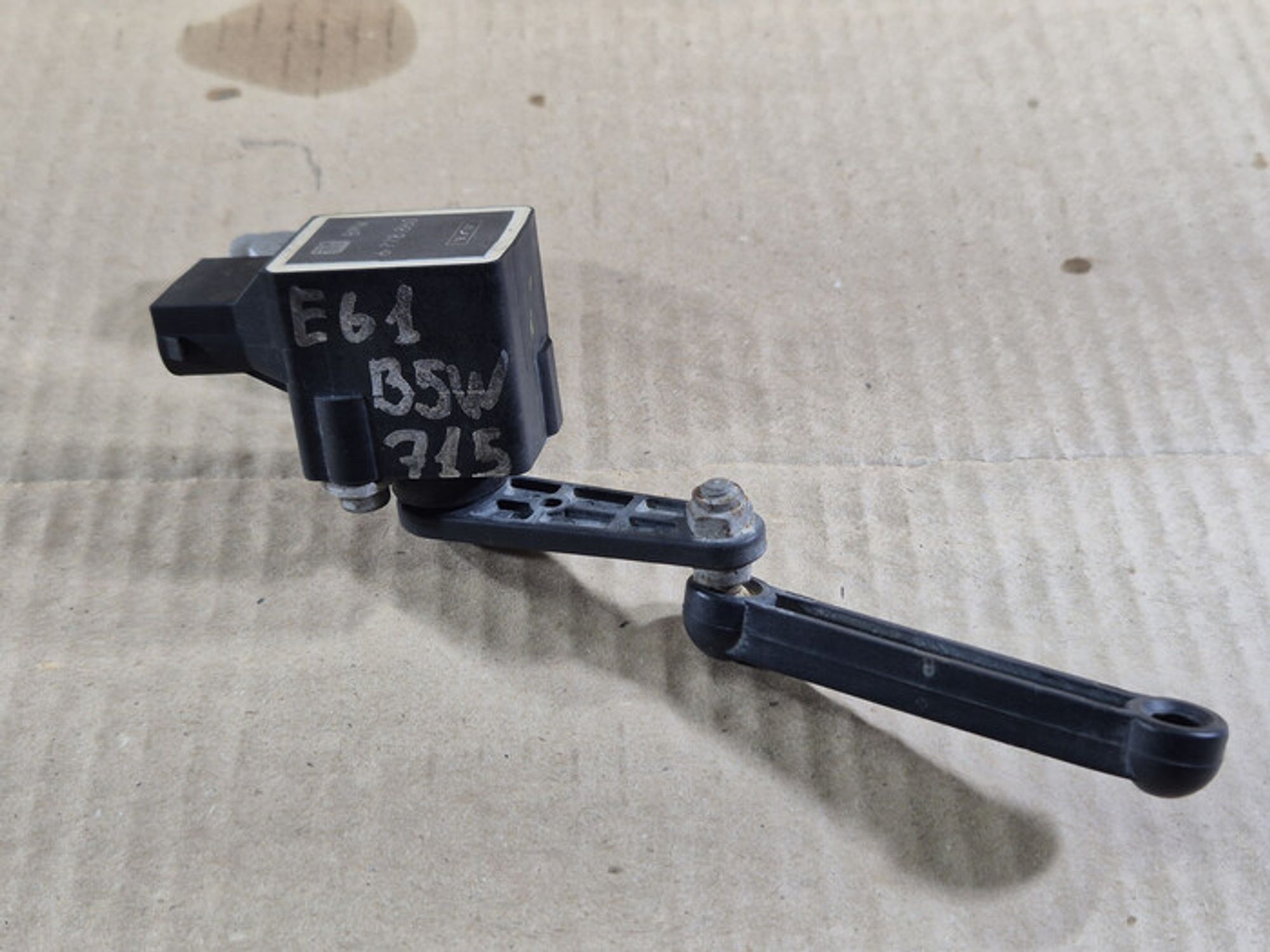 https://ycs.partsauto.market/partsauto-images/thmbs/78ee0fb3787e2dce013ed29fc8a1120c/1e39e3aff765dc0d24c79703dfd20801/679f82710137ea86bba946c1d3dd5eac.jpg