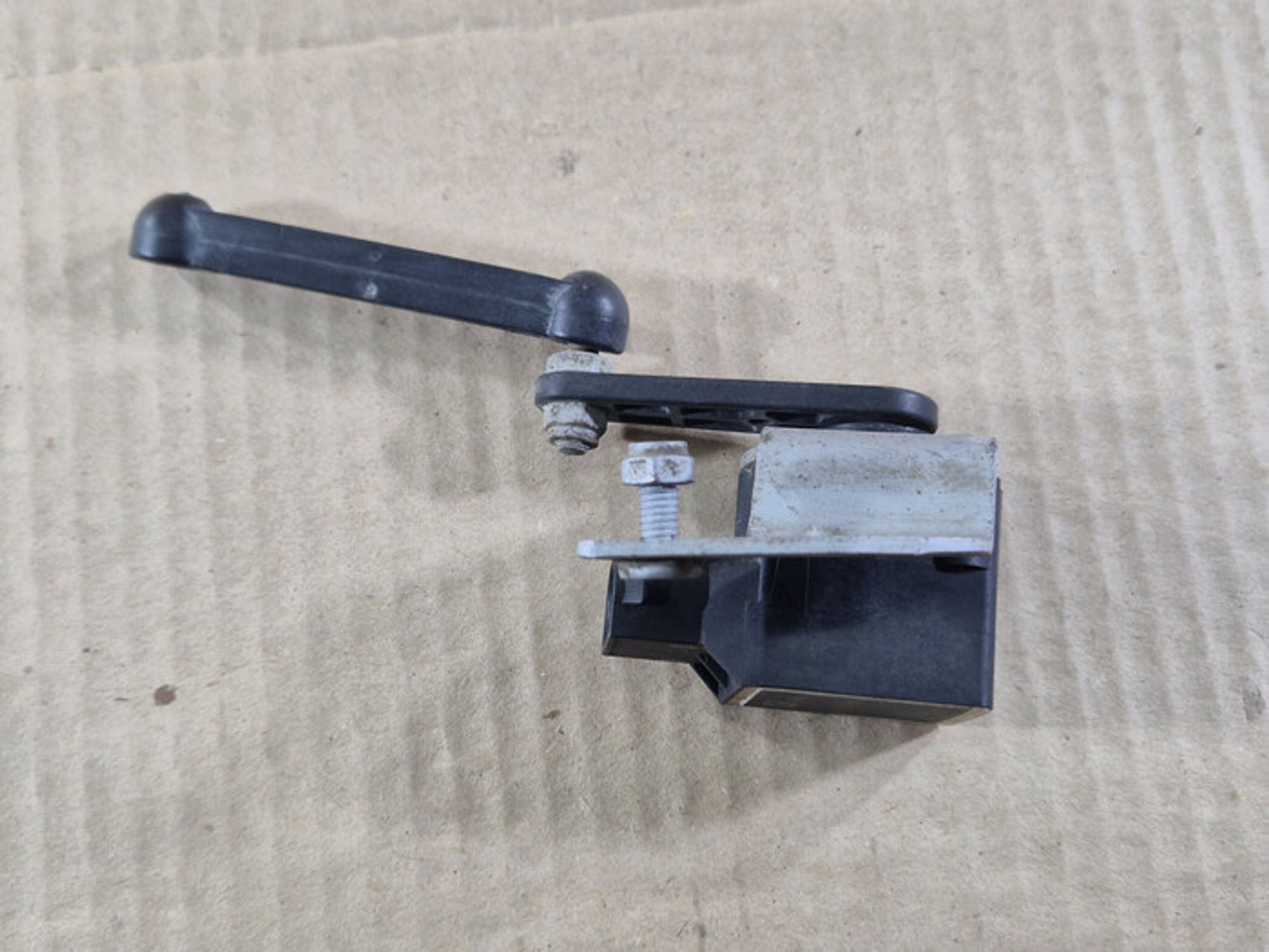 https://ycs.partsauto.market/partsauto-images/thmbs/78ee0fb3787e2dce013ed29fc8a1120c/1e39e3aff765dc0d24c79703dfd20801/7d14aa810340232da4fd39d6adec12c7.jpg