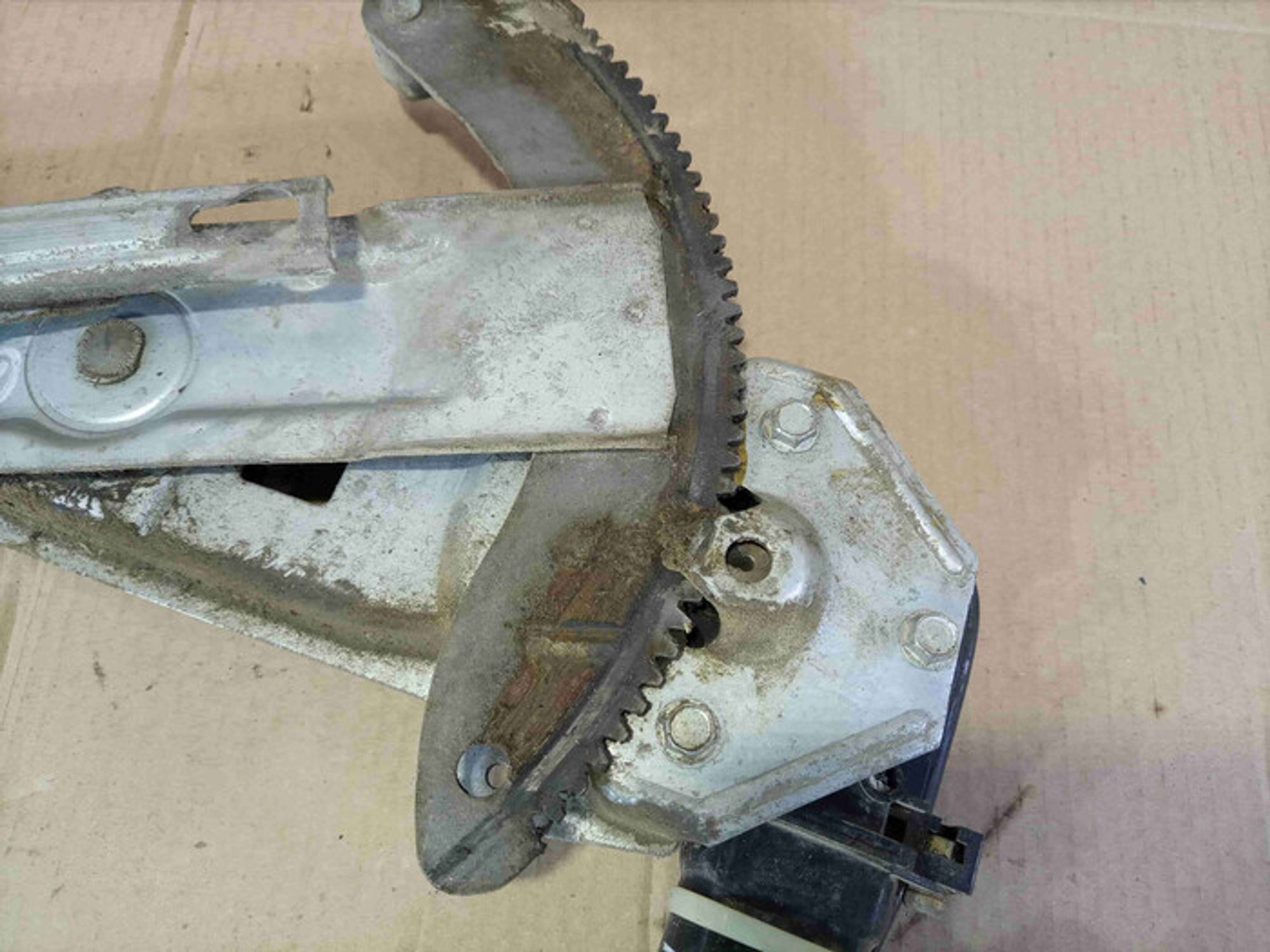 https://ycs.partsauto.market/partsauto-images/thmbs/78ee0fb3787e2dce013ed29fc8a1120c/1f1f72c33c556e0eaaa896d7e3a6ce29/5ecf1bfc62e4fa3db91d52fff39095e8.jpg