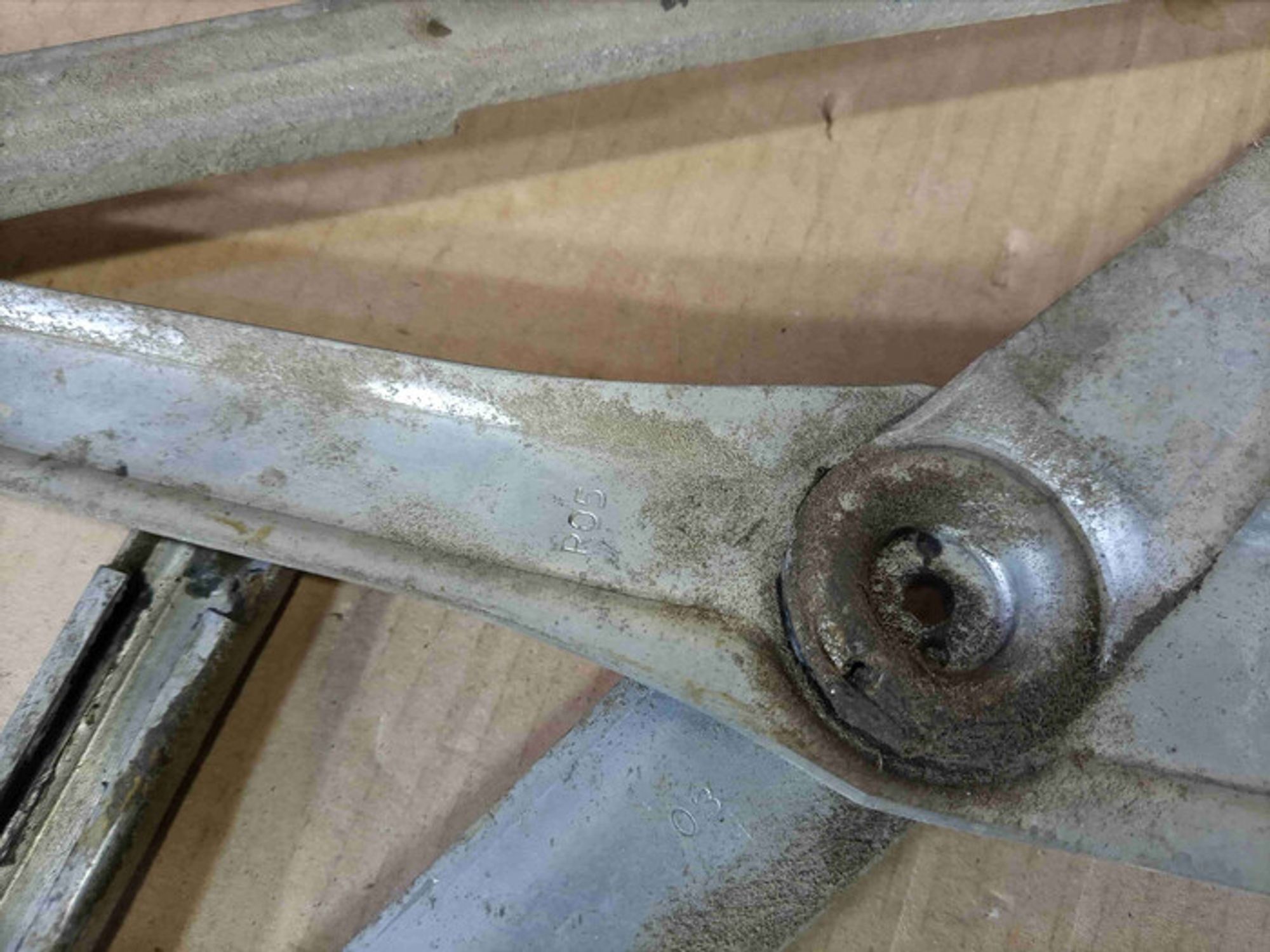 https://ycs.partsauto.market/partsauto-images/thmbs/78ee0fb3787e2dce013ed29fc8a1120c/1f1f72c33c556e0eaaa896d7e3a6ce29/e6b198b18378c17ba4e2c9bb1dc6b282.jpg