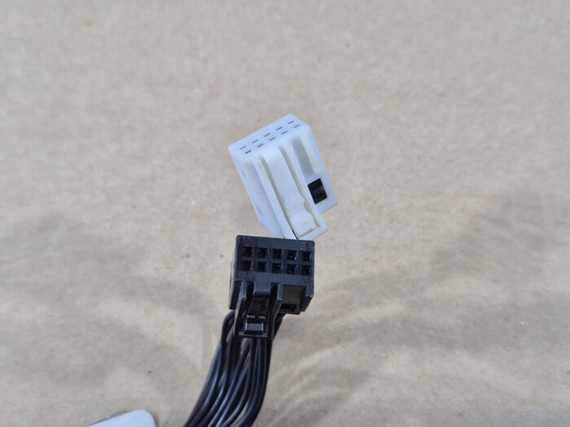 https://ycs.partsauto.market/partsauto-images/thmbs/78ee0fb3787e2dce013ed29fc8a1120c/1fbf394bcd75340b9ee230ef64129328/9b3f19a4dfc9f6b4b973044b0d659f1d.jpg