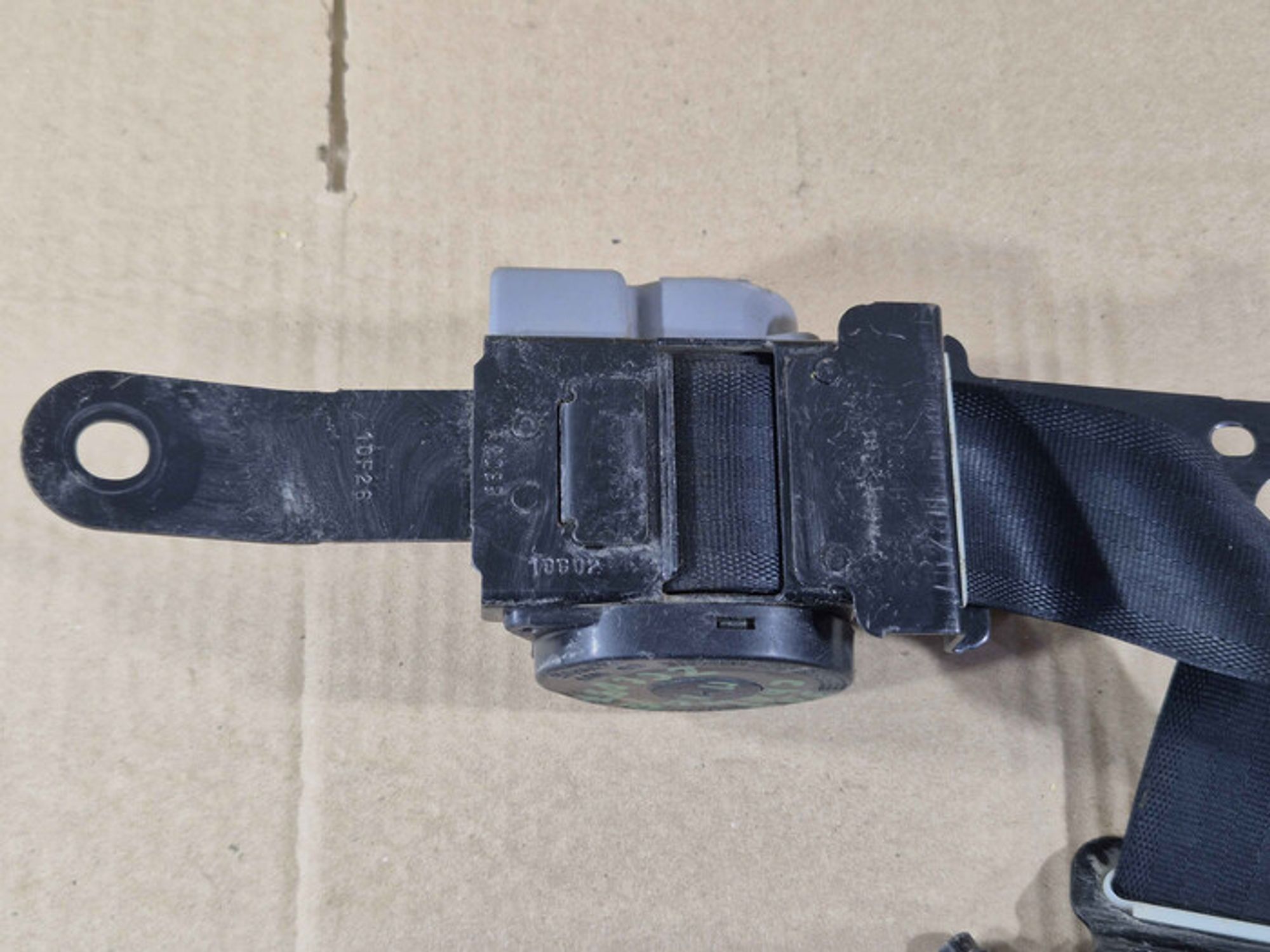 https://ycs.partsauto.market/partsauto-images/thmbs/78ee0fb3787e2dce013ed29fc8a1120c/1fcdea4a92f9261dda61ca7dbd54188a/0025066bf4cd9af9185dd4f50e3377d2.jpg