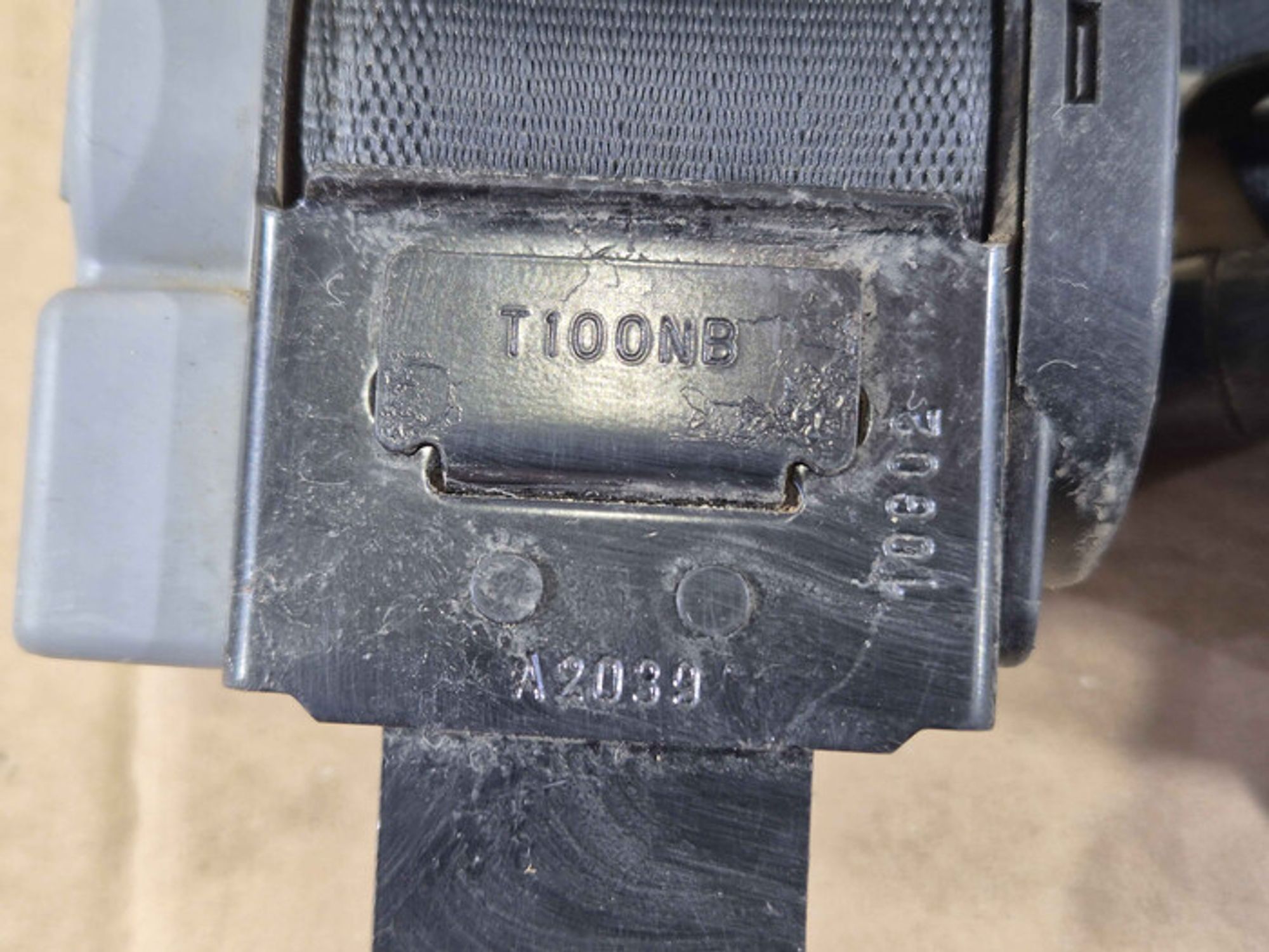 https://ycs.partsauto.market/partsauto-images/thmbs/78ee0fb3787e2dce013ed29fc8a1120c/1fcdea4a92f9261dda61ca7dbd54188a/8a15cea032b36b51b97ddcfb6d414bf5.jpg