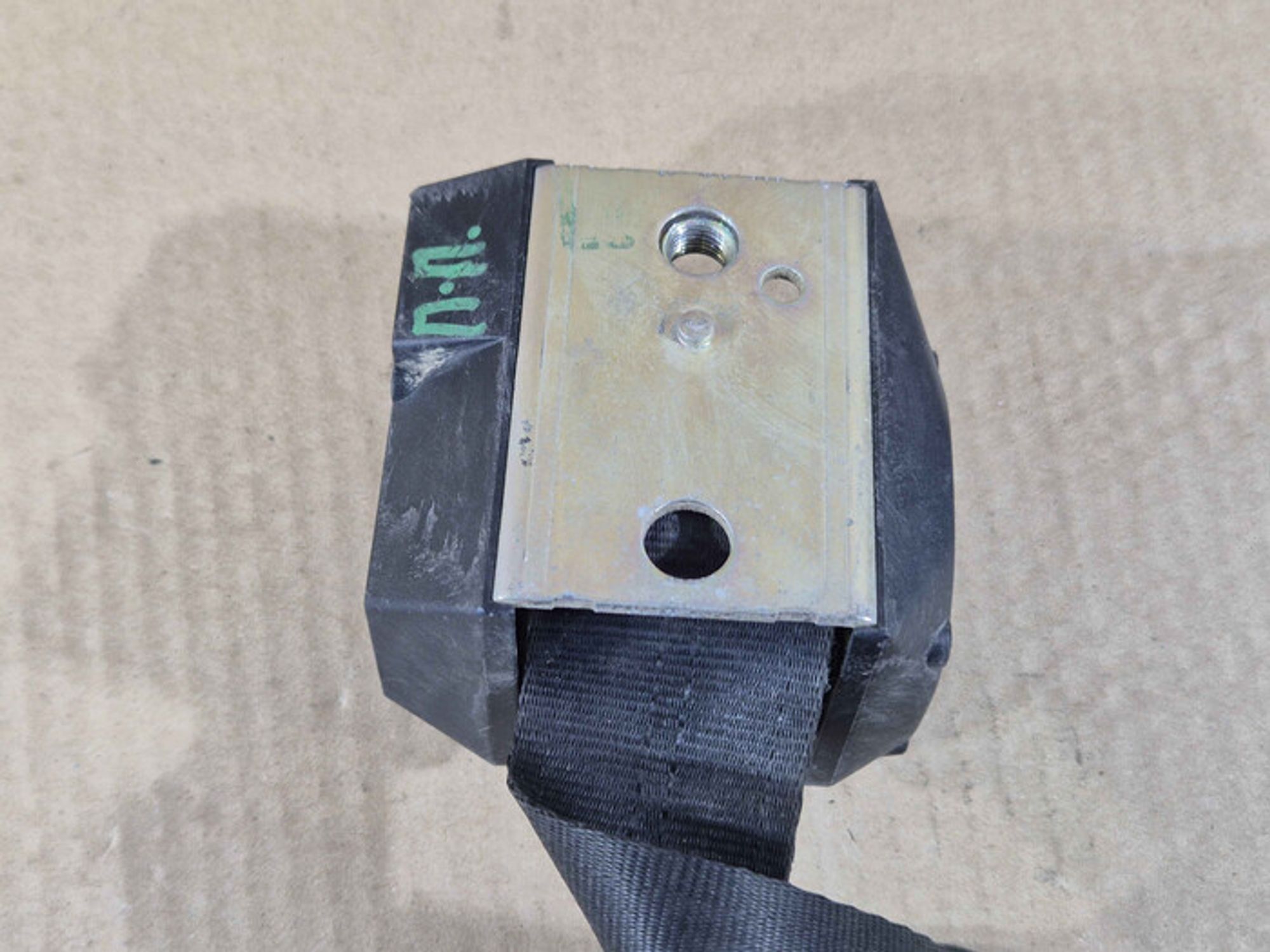 https://ycs.partsauto.market/partsauto-images/thmbs/78ee0fb3787e2dce013ed29fc8a1120c/1ff3bcfbea33bec9292e466cec9549dd/8506d70aa55367d4be46b5ab7d1450d2.jpg