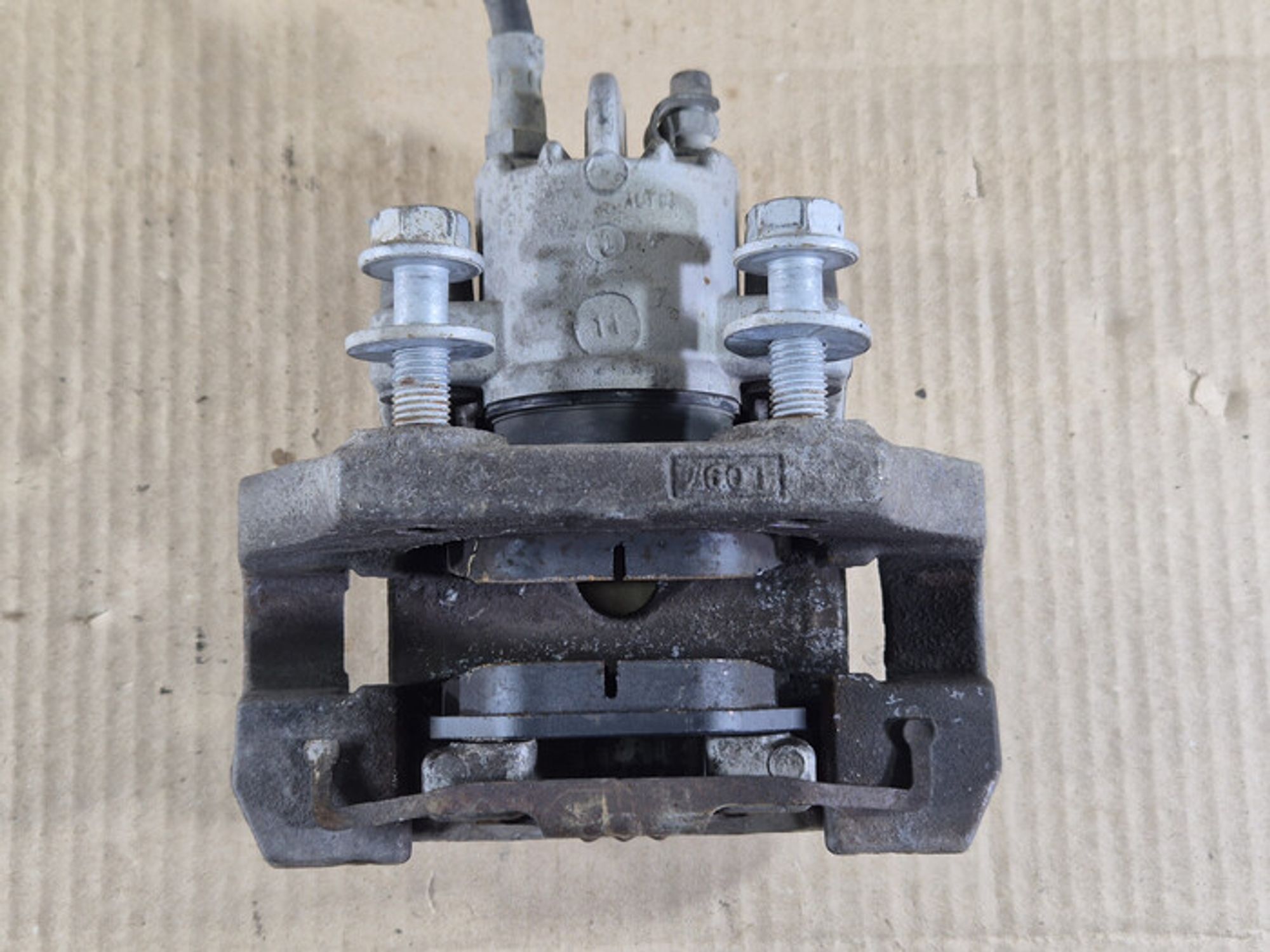 https://ycs.partsauto.market/partsauto-images/thmbs/78ee0fb3787e2dce013ed29fc8a1120c/2005d8cc9e01c6f9577b84f9058ab96b/20434b6d7ce3db4856dffebab633ecdc.jpg