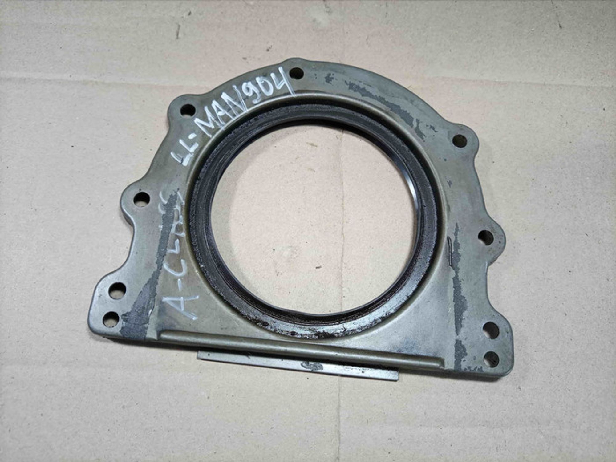 https://ycs.partsauto.market/partsauto-images/thmbs/78ee0fb3787e2dce013ed29fc8a1120c/201c297883908bd61a4663a744481f3f/46589ed93905c1e2061bc1dd4474a883.jpg