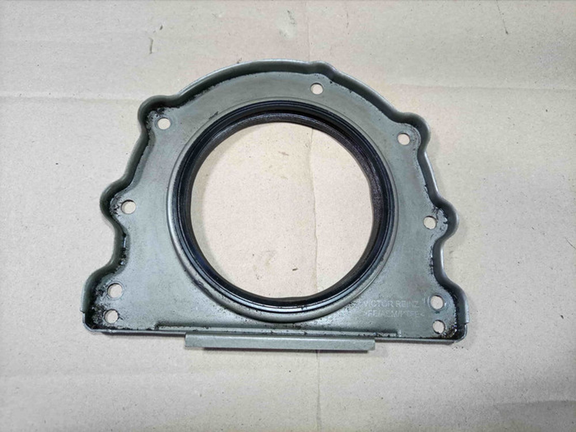 https://ycs.partsauto.market/partsauto-images/thmbs/78ee0fb3787e2dce013ed29fc8a1120c/201c297883908bd61a4663a744481f3f/762180eed51c5ded3f6f3106813ae766.jpg