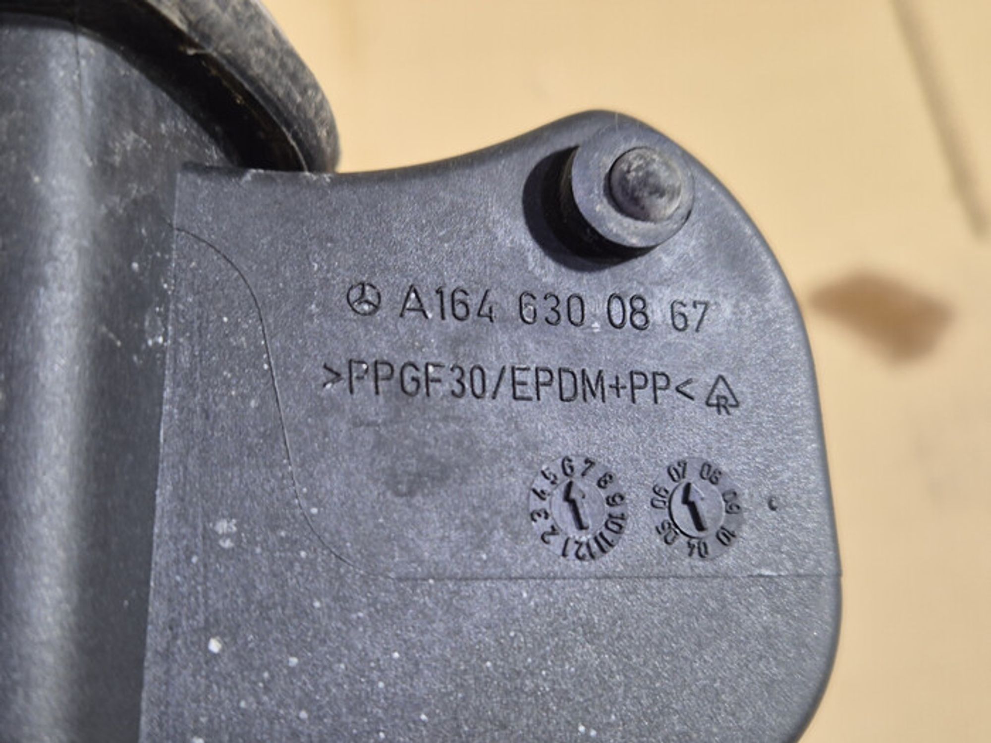 https://ycs.partsauto.market/partsauto-images/thmbs/78ee0fb3787e2dce013ed29fc8a1120c/20db32c06f73ae544816acb42842c0b2/83615925edcc805399cd4af23789c645.jpg