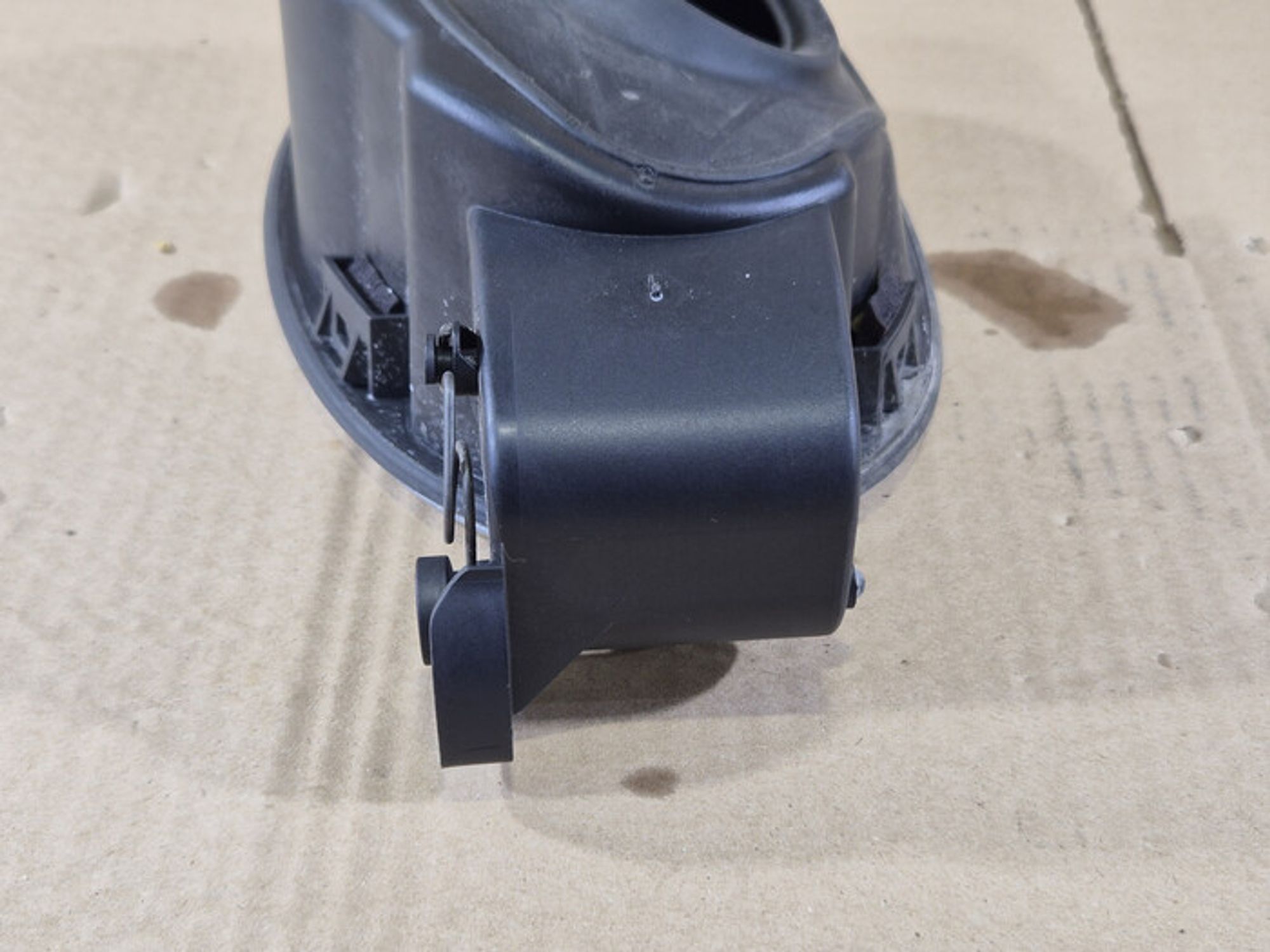 https://ycs.partsauto.market/partsauto-images/thmbs/78ee0fb3787e2dce013ed29fc8a1120c/20db32c06f73ae544816acb42842c0b2/fa2cf4377f9b899b9bd8426cb6f9368d.jpg