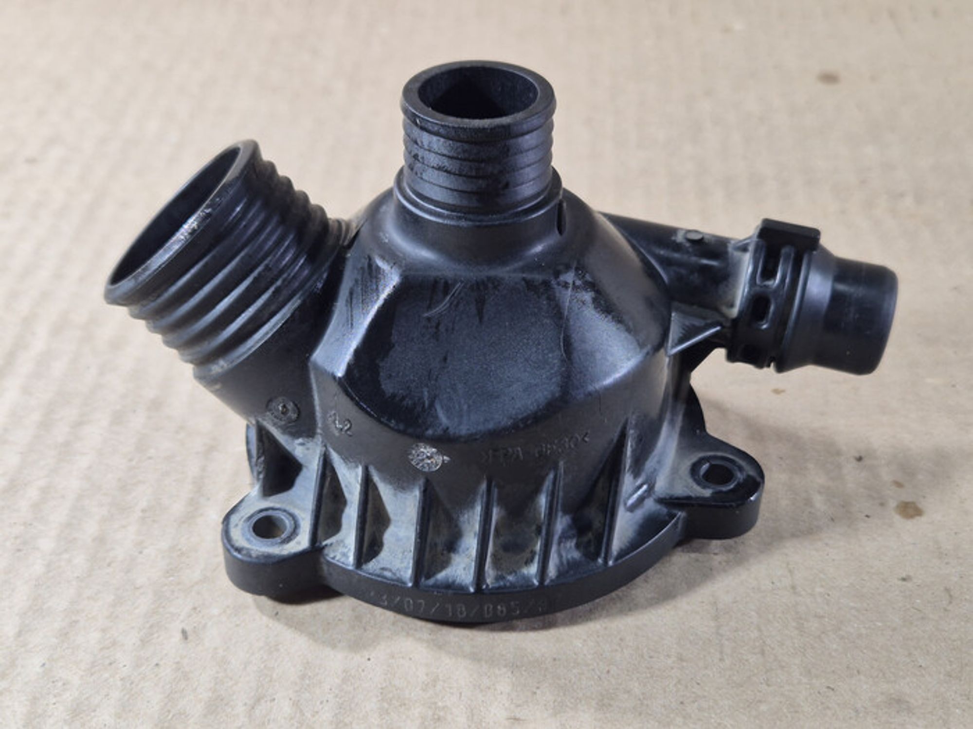 https://ycs.partsauto.market/partsauto-images/thmbs/78ee0fb3787e2dce013ed29fc8a1120c/20ed60d57a73561815a33b707a72a4bb/4f09c505de85e9f6d99ad2c7b90e7896.jpg