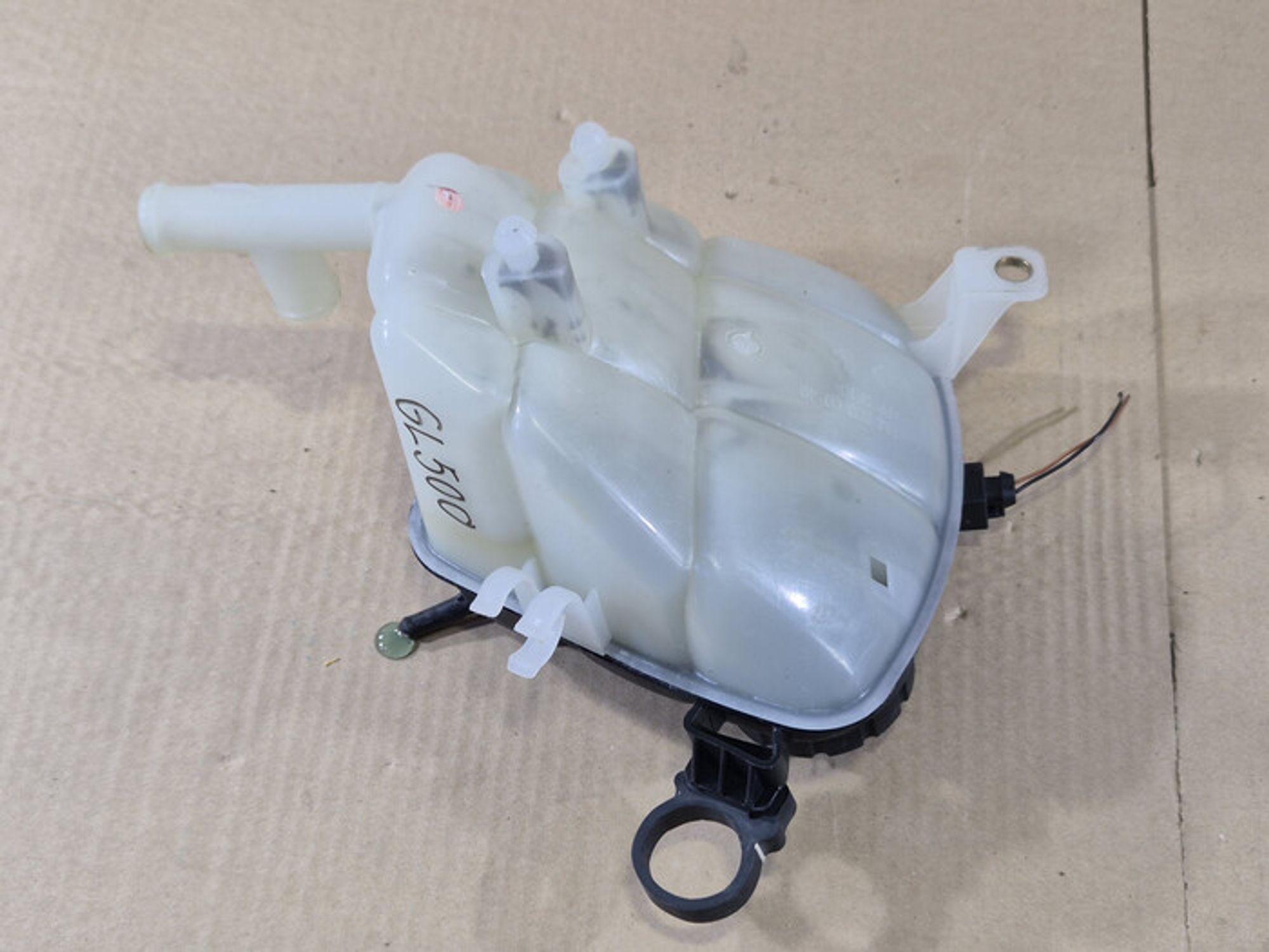 https://ycs.partsauto.market/partsauto-images/thmbs/78ee0fb3787e2dce013ed29fc8a1120c/22e89369008145723bfc138668b018a4/13b89671a28f7b74308eb483ba0622b6.jpg