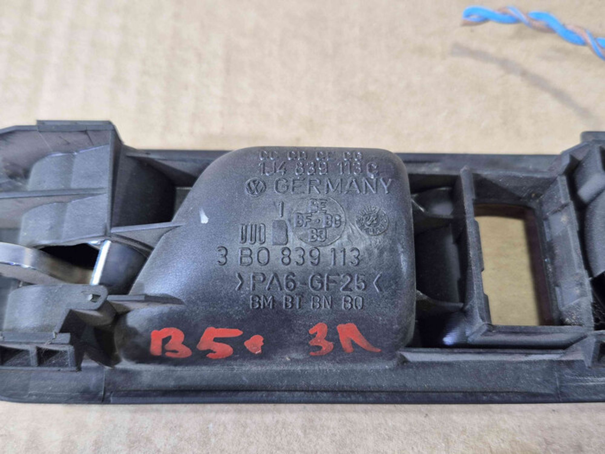 https://ycs.partsauto.market/partsauto-images/thmbs/78ee0fb3787e2dce013ed29fc8a1120c/24fd82be2a5eaf655bd0310ed41b1a9c/34b38f54befac9f18861770698e43595.jpg