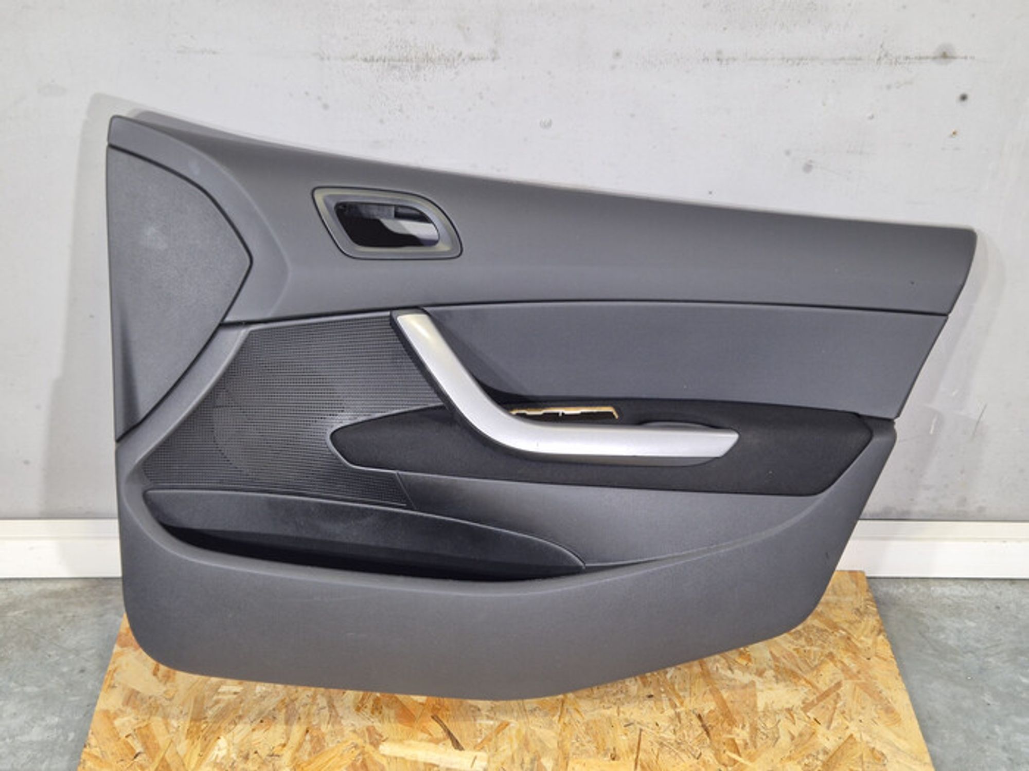 https://ycs.partsauto.market/partsauto-images/thmbs/78ee0fb3787e2dce013ed29fc8a1120c/27b5c9b4311296028cae6357e7e59fcf/33890d6d2686bb9381b1a5436f8ab557.jpg