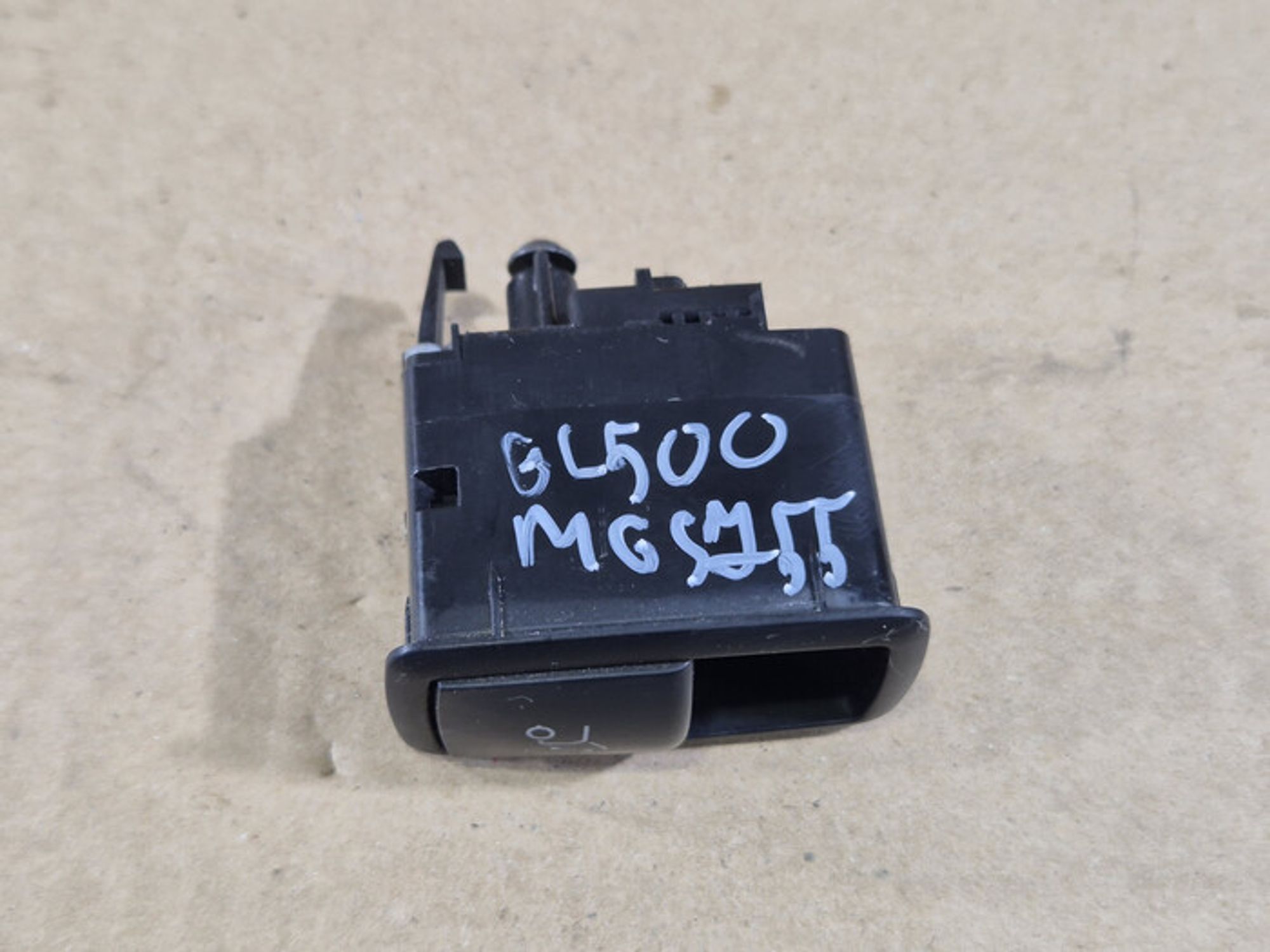 https://ycs.partsauto.market/partsauto-images/thmbs/78ee0fb3787e2dce013ed29fc8a1120c/28104e01ff0eaa9ba0ad71882ffe6190/373ac71255f49e4d59017dff5c199fea.jpg