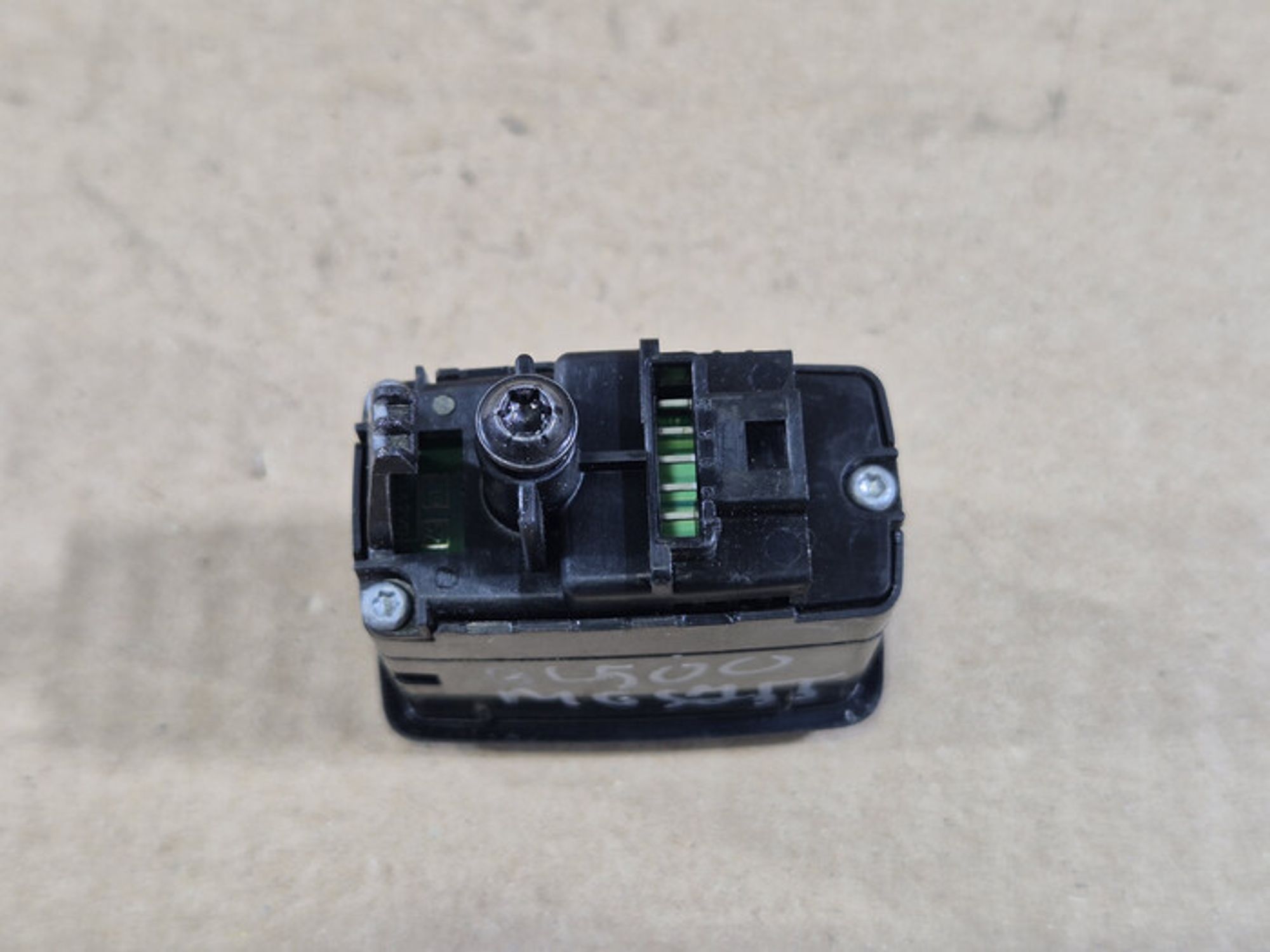https://ycs.partsauto.market/partsauto-images/thmbs/78ee0fb3787e2dce013ed29fc8a1120c/28104e01ff0eaa9ba0ad71882ffe6190/45c2e611bce1458b9e805742e8da81b9.jpg