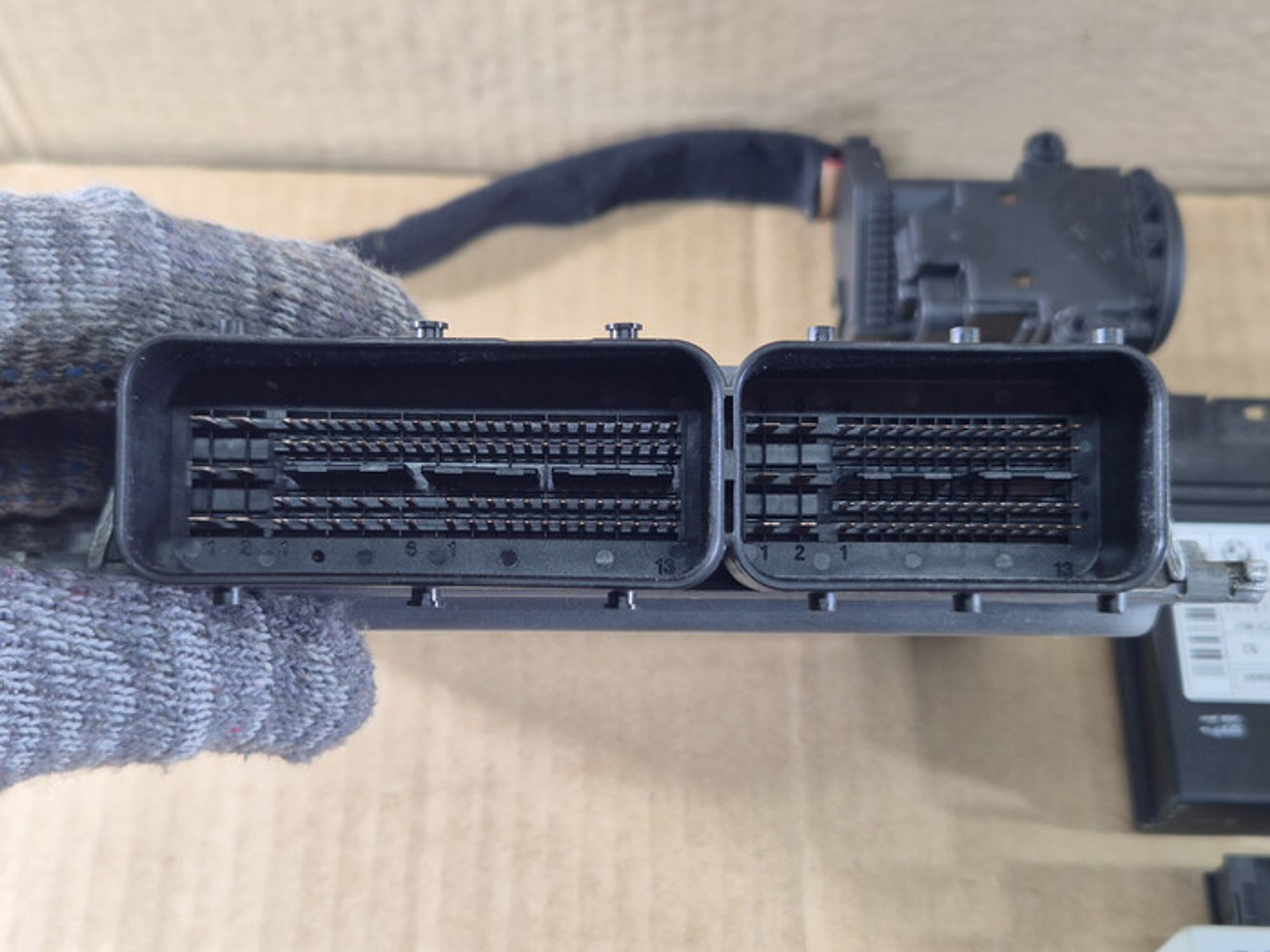 https://ycs.partsauto.market/partsauto-images/thmbs/78ee0fb3787e2dce013ed29fc8a1120c/28ce7231d84a1023b1120c308be02b86/f43d40e627afc427bb0934269b1f6389.jpg