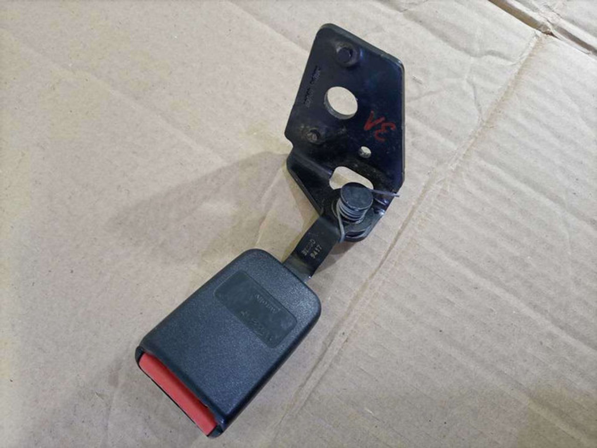 https://ycs.partsauto.market/partsauto-images/thmbs/78ee0fb3787e2dce013ed29fc8a1120c/29e22a0bf9de9fd75c6ca593d38279cf/1a06296308485a935671a7688b635aec.jpg