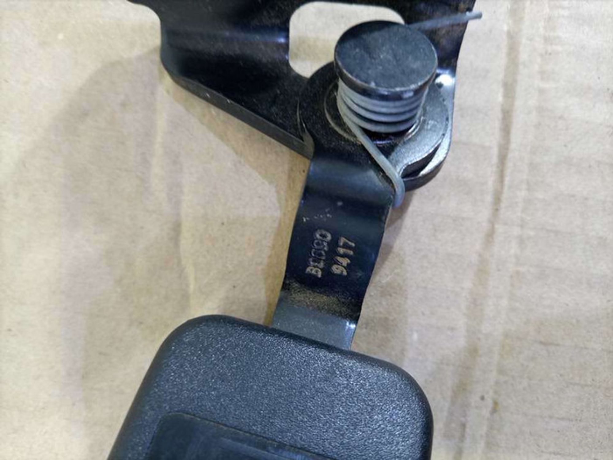 https://ycs.partsauto.market/partsauto-images/thmbs/78ee0fb3787e2dce013ed29fc8a1120c/29e22a0bf9de9fd75c6ca593d38279cf/f943a0584b60843f57b2b7425b9edcf8.jpg