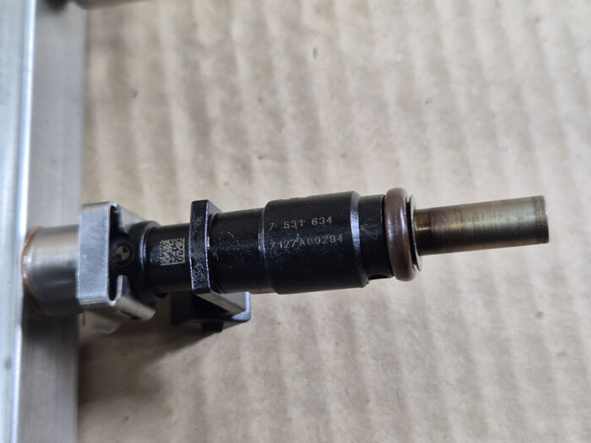 https://ycs.partsauto.market/partsauto-images/thmbs/78ee0fb3787e2dce013ed29fc8a1120c/2b3c4c228d2713357d3b4057ff4c98eb/1de1ea1c32f3984798834f7955561556.jpg