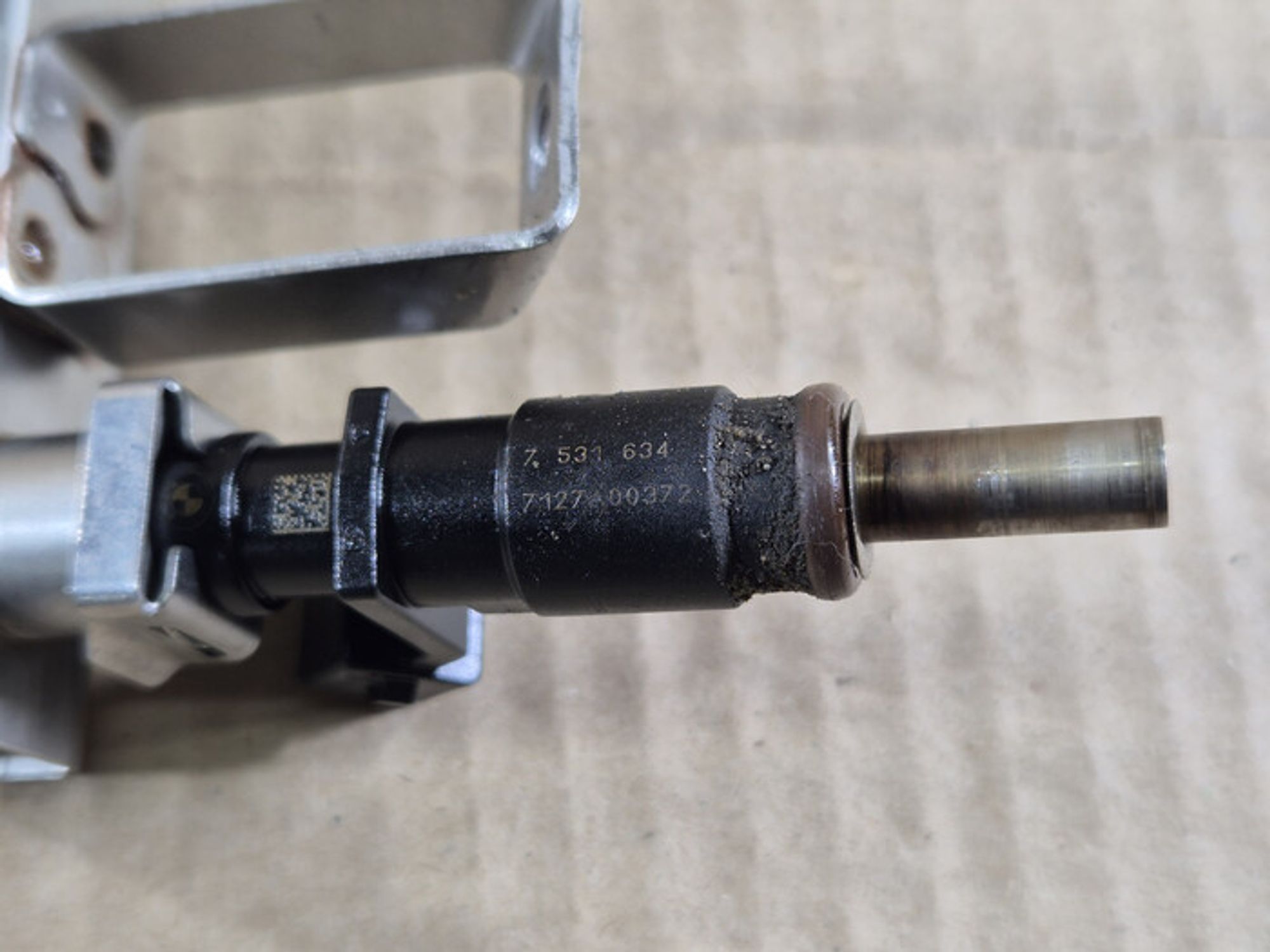 https://ycs.partsauto.market/partsauto-images/thmbs/78ee0fb3787e2dce013ed29fc8a1120c/2b3c4c228d2713357d3b4057ff4c98eb/ab5cfbf1ff162b21dee4b2b9e92421d7.jpg