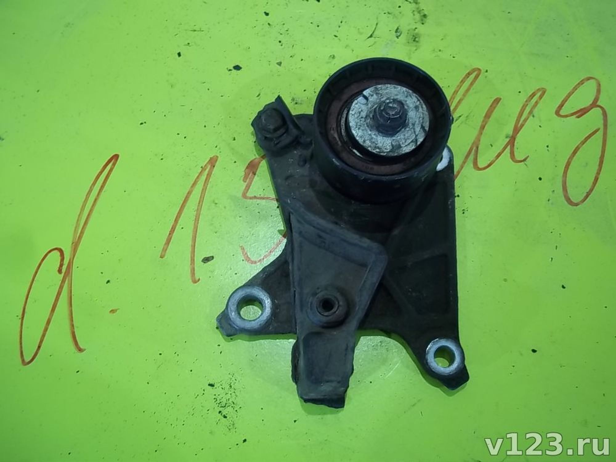 https://ycs.partsauto.market/partsauto-images/thmbs/78ee0fb3787e2dce013ed29fc8a1120c/2b947c9e4e29e63325ec86c2ab7ce476/c89989e671a5d793d8ec39d34c99a988.jpg