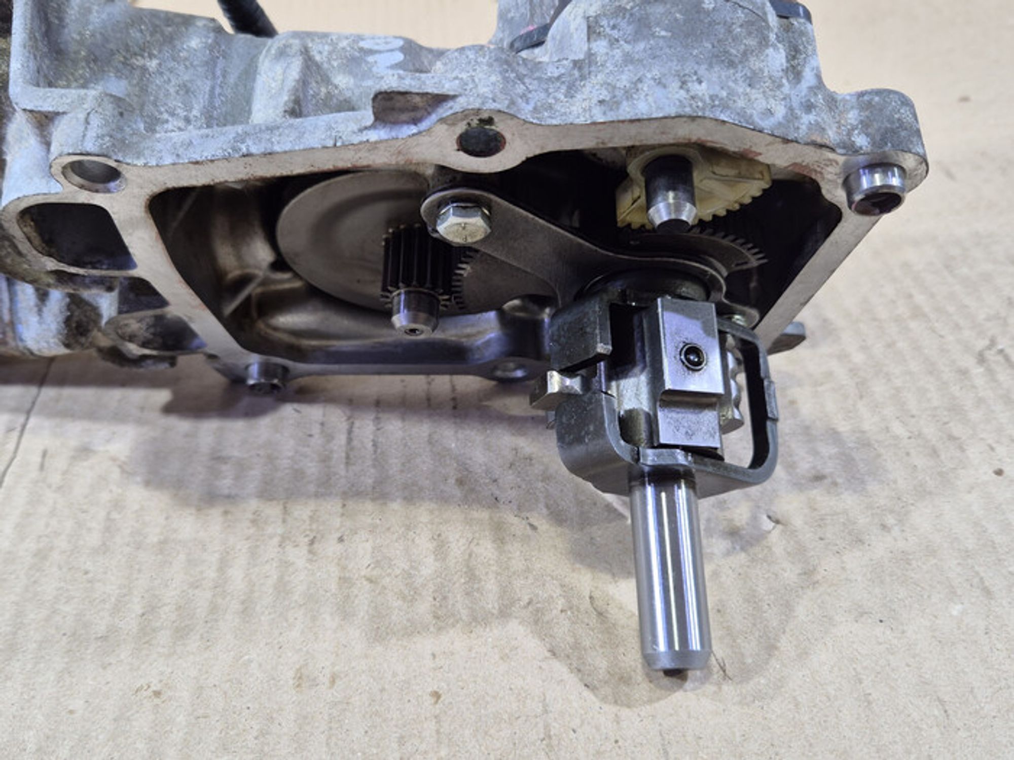 https://ycs.partsauto.market/partsauto-images/thmbs/78ee0fb3787e2dce013ed29fc8a1120c/2c780ae45d01d73989cd40cd20b2210b/614771cb0cd15ad210a909e3055d01fa.jpg