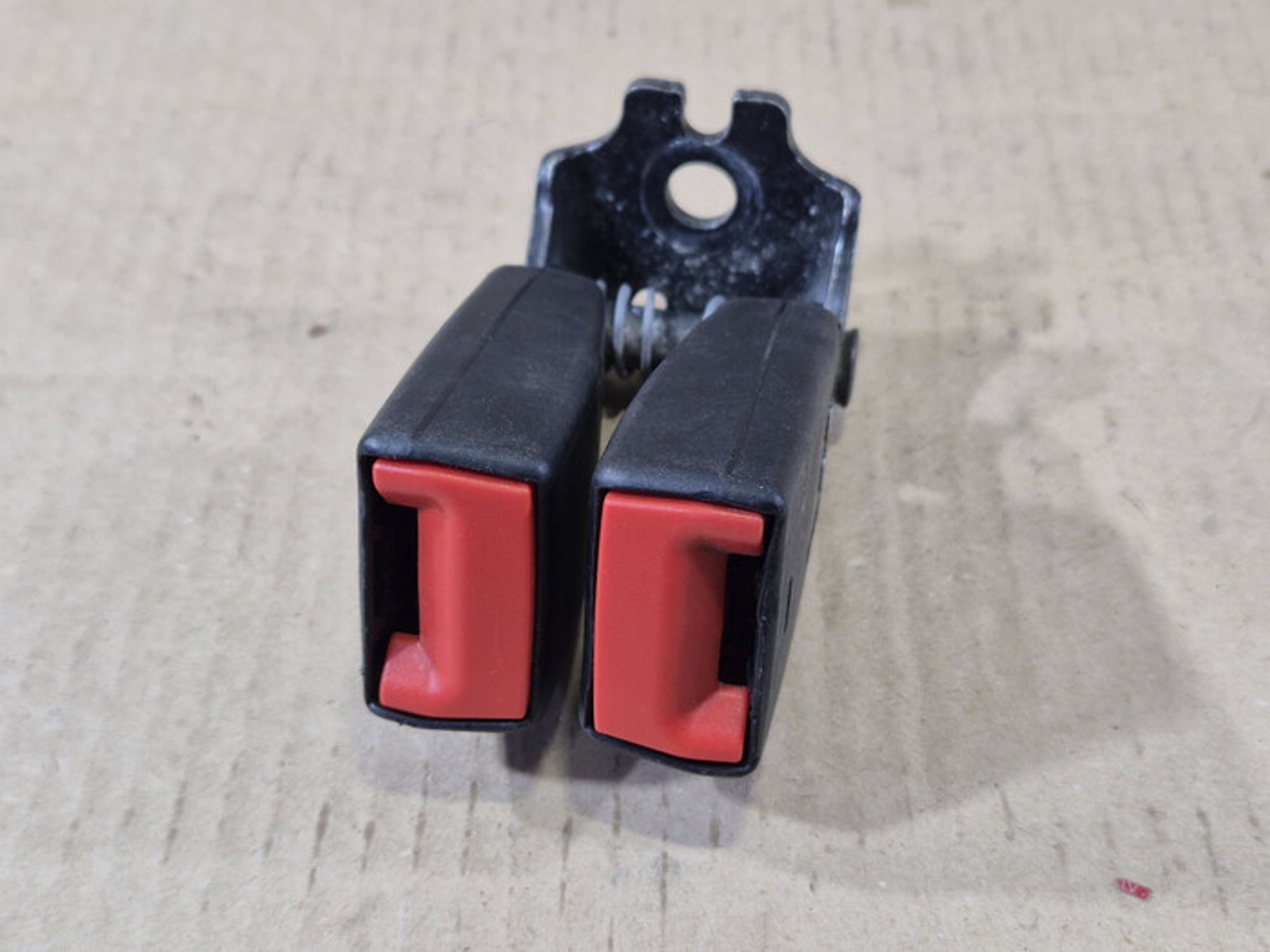 https://ycs.partsauto.market/partsauto-images/thmbs/78ee0fb3787e2dce013ed29fc8a1120c/2d56cd8f29ce40d1e95d64dee0f0c715/0f55401acafb7d521f18d837d064adab.jpg