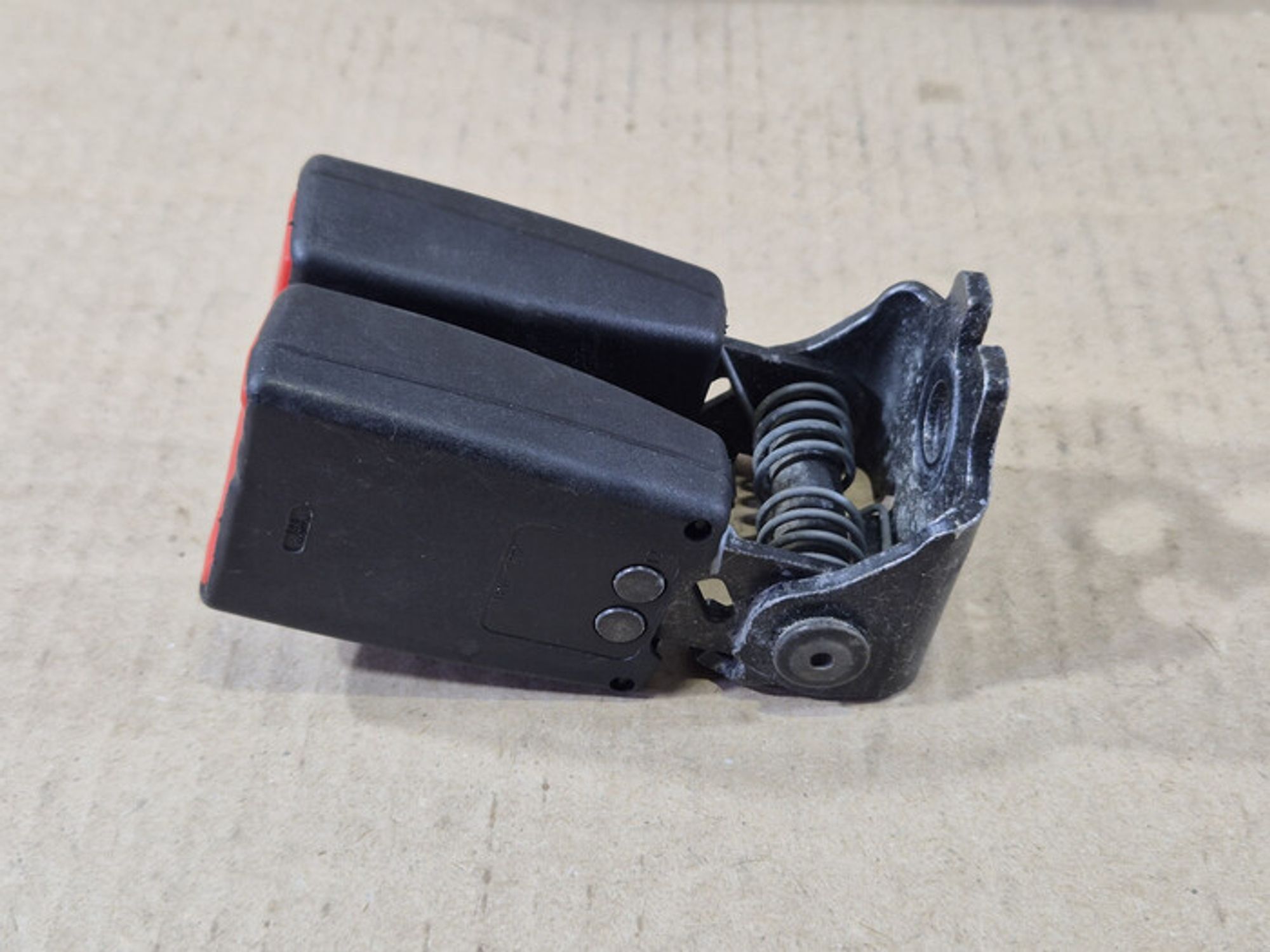 https://ycs.partsauto.market/partsauto-images/thmbs/78ee0fb3787e2dce013ed29fc8a1120c/2d56cd8f29ce40d1e95d64dee0f0c715/ac43cf1334df41c2c22f913fb786d1c7.jpg