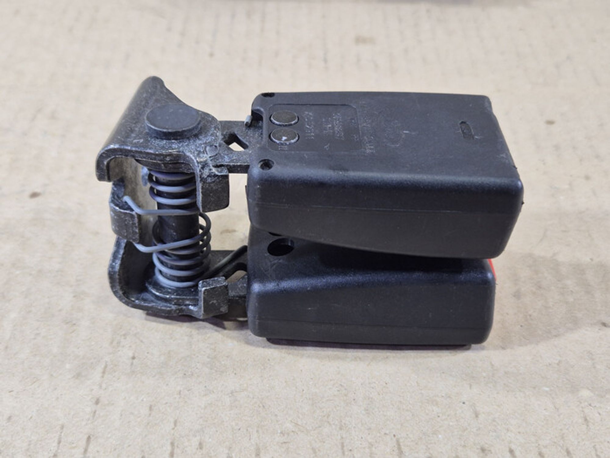 https://ycs.partsauto.market/partsauto-images/thmbs/78ee0fb3787e2dce013ed29fc8a1120c/2d56cd8f29ce40d1e95d64dee0f0c715/c81b63ad23718aa5b8886270f2c0095e.jpg