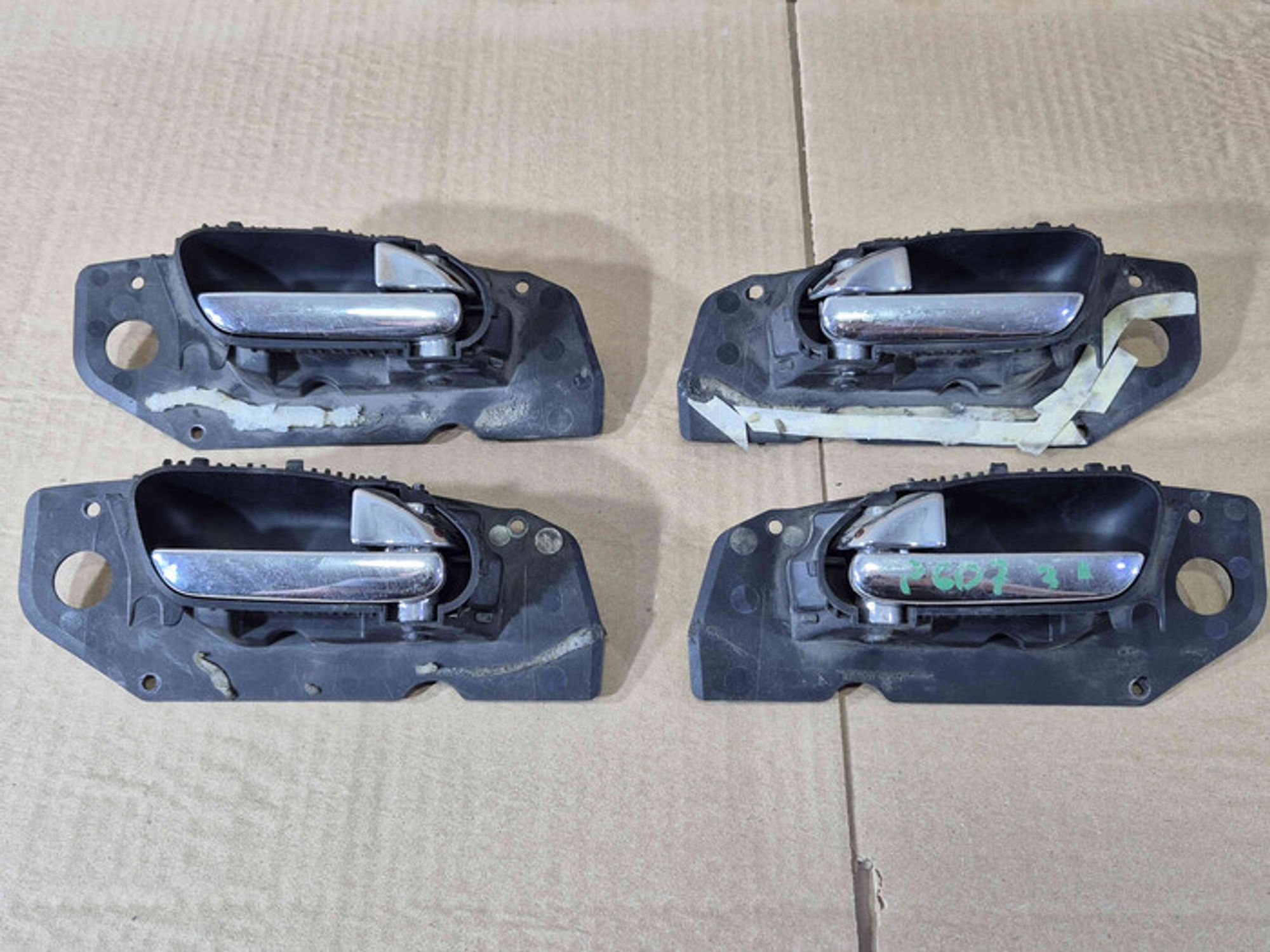 https://ycs.partsauto.market/partsauto-images/thmbs/78ee0fb3787e2dce013ed29fc8a1120c/2da804f5a1072a0f12cbcbc911872b53/9b998d92b366cb0e9f56705eddc99968.jpg