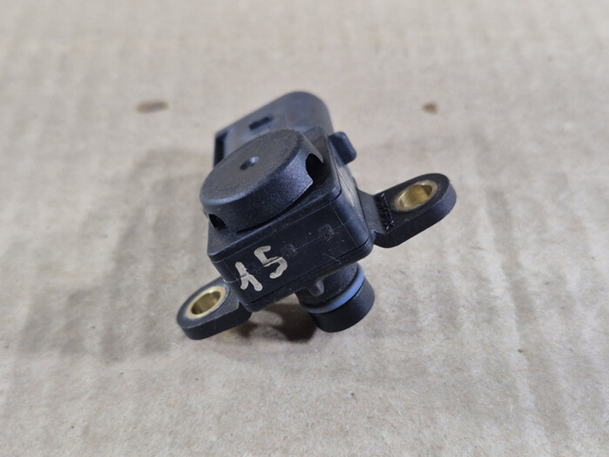 https://ycs.partsauto.market/partsauto-images/thmbs/78ee0fb3787e2dce013ed29fc8a1120c/31efe83e7205d282a08cbd337b89fa21/0ece03981106910e701d146d6b9cce42.jpg