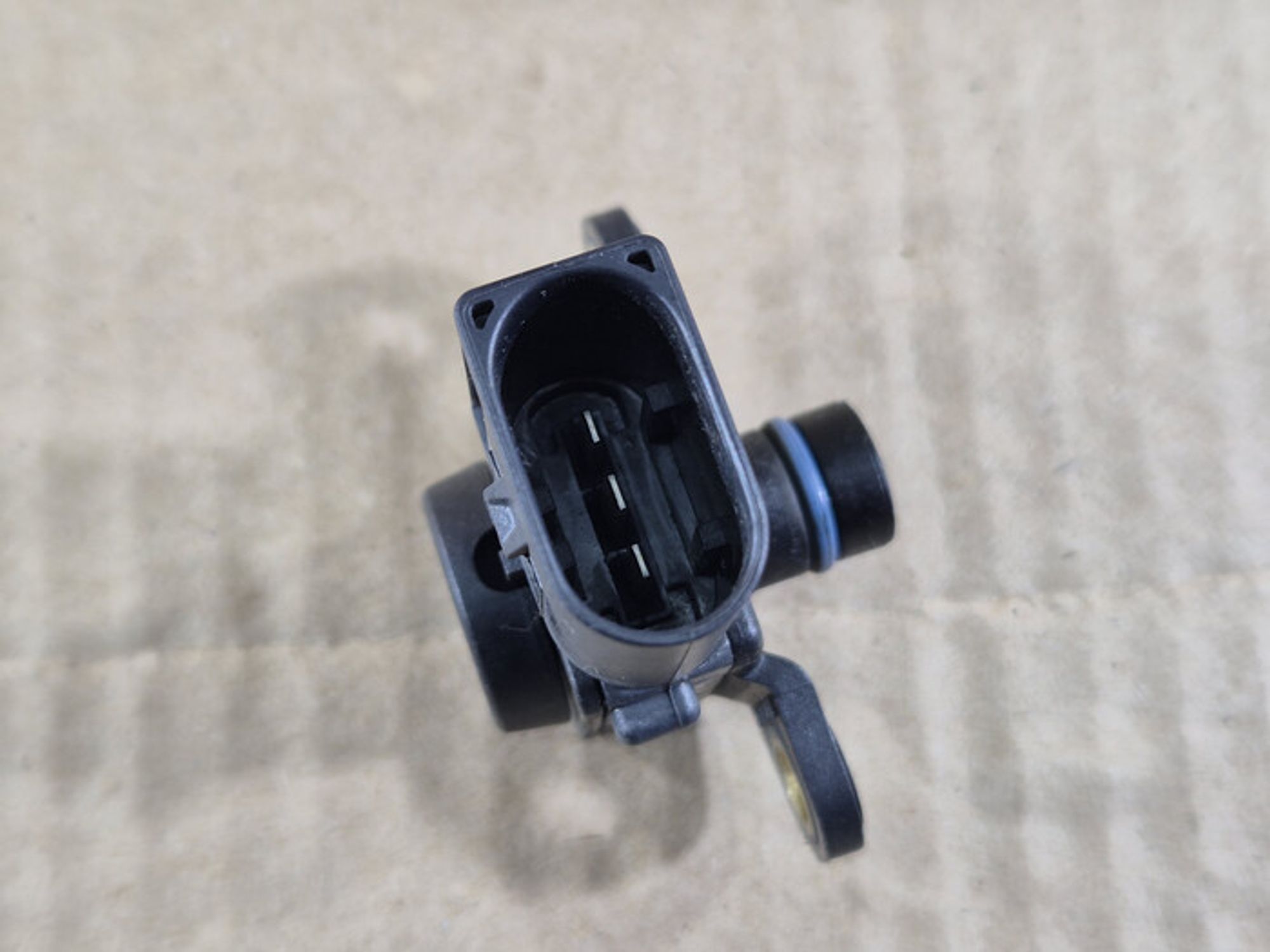 https://ycs.partsauto.market/partsauto-images/thmbs/78ee0fb3787e2dce013ed29fc8a1120c/31efe83e7205d282a08cbd337b89fa21/41c9aead6403cbf4cb6a8b22afa2a729.jpg