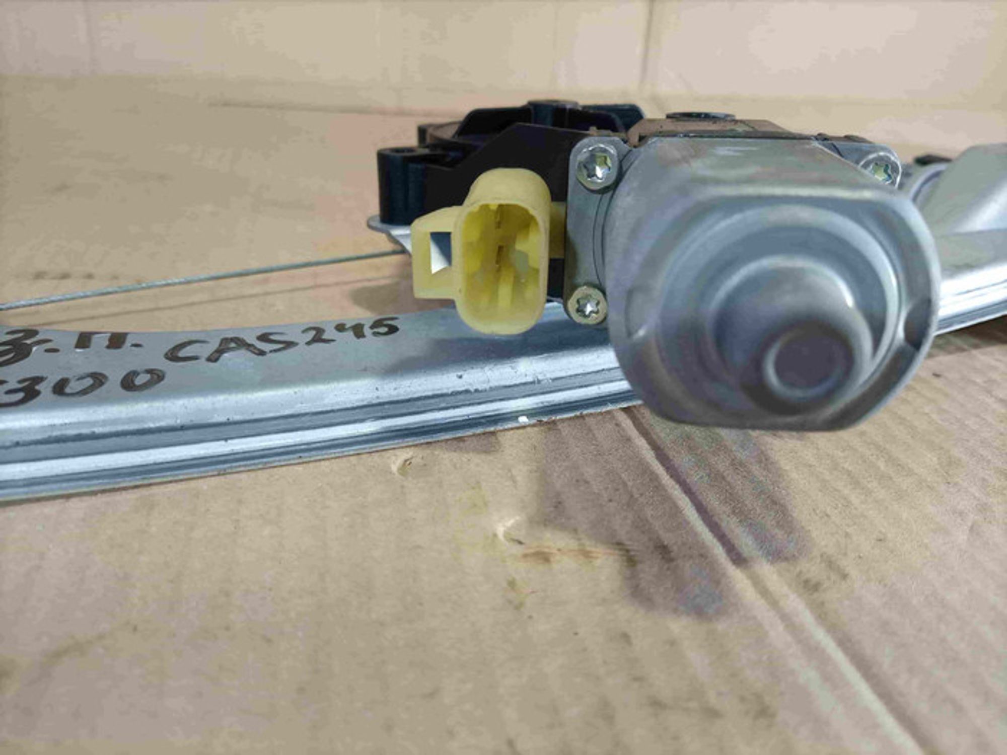 https://ycs.partsauto.market/partsauto-images/thmbs/78ee0fb3787e2dce013ed29fc8a1120c/31f97b28db39b562d7a66d67f0c50e6e/a378d46cefed5e0ed8664b0429c3dfc1.jpg