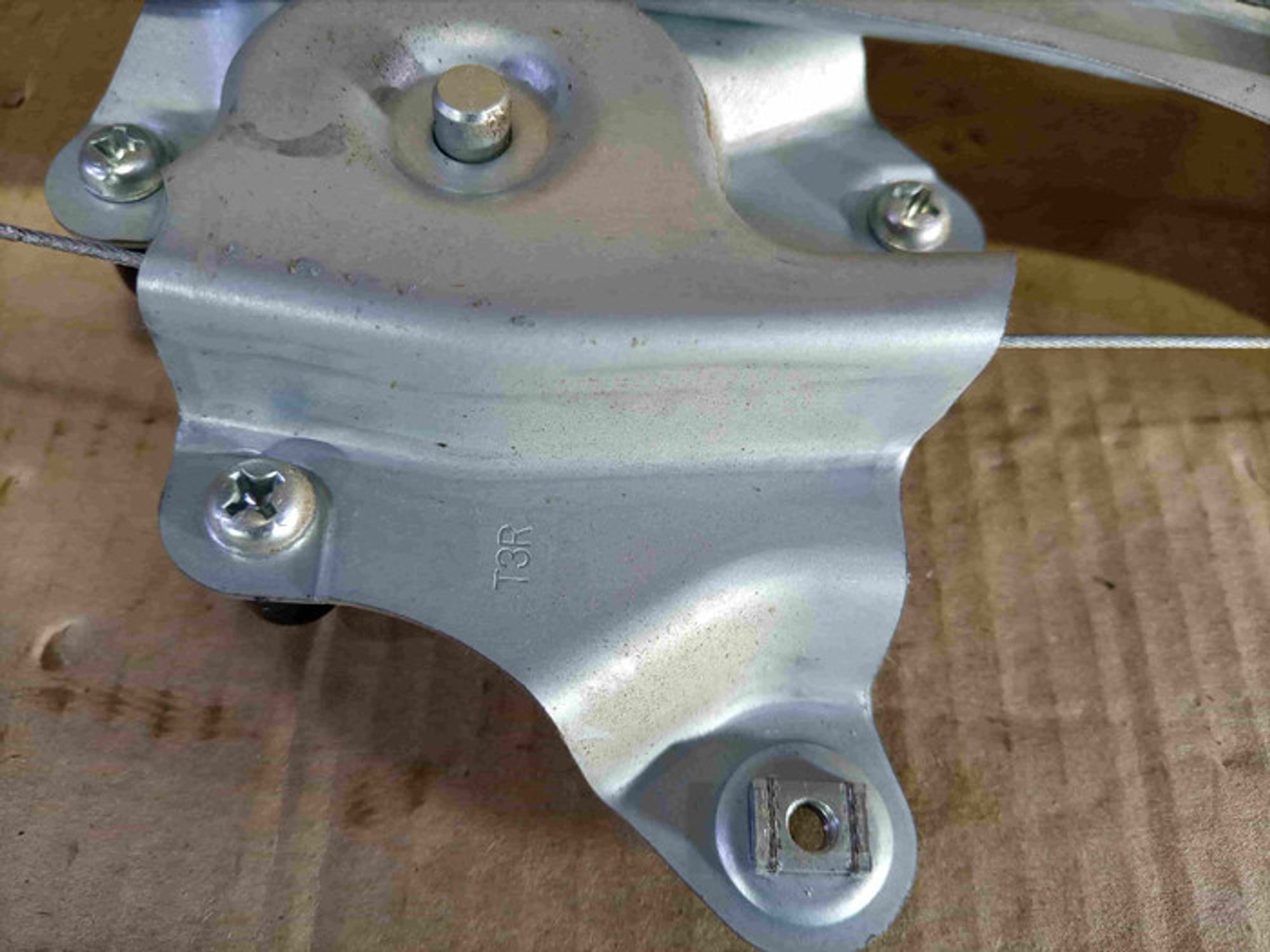 https://ycs.partsauto.market/partsauto-images/thmbs/78ee0fb3787e2dce013ed29fc8a1120c/31f97b28db39b562d7a66d67f0c50e6e/dbf9bcc3f5e154588534b3132e1994a4.jpg