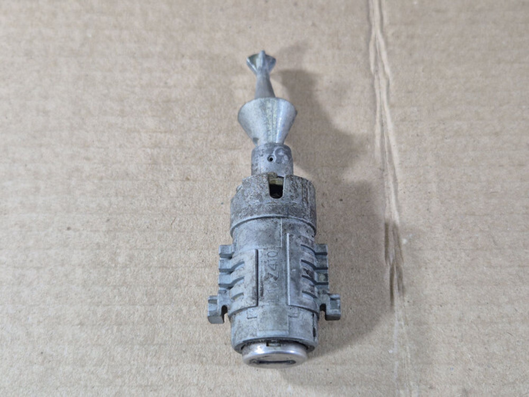 https://ycs.partsauto.market/partsauto-images/thmbs/78ee0fb3787e2dce013ed29fc8a1120c/3520fed7c36d984998b45478f1c824a5/13218cb508c8b1ebf1376ac1e4109504.jpg