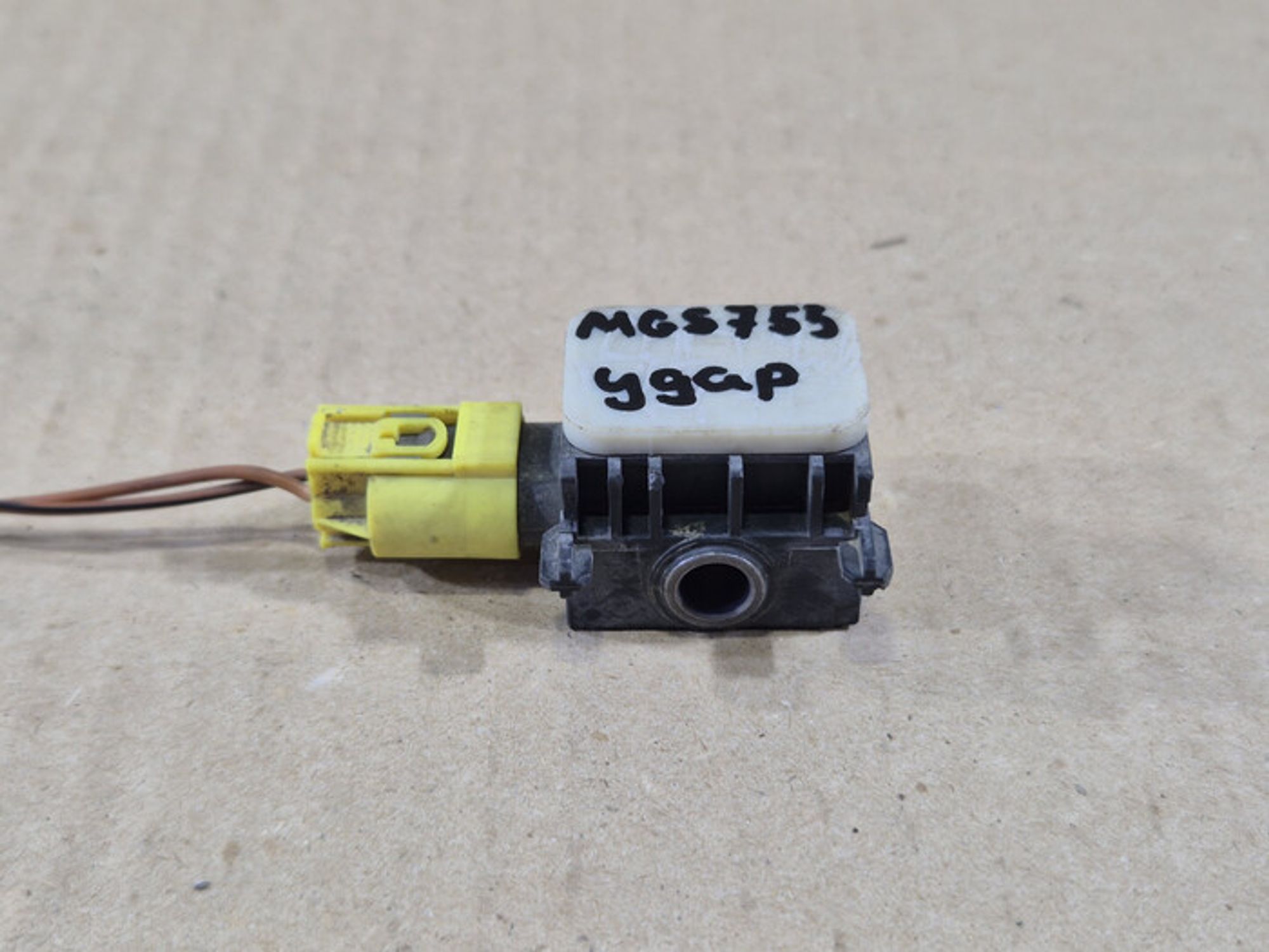 https://ycs.partsauto.market/partsauto-images/thmbs/78ee0fb3787e2dce013ed29fc8a1120c/35500a63e84b0daad1e85c3b2d526738/33f0d879eda7916aecbd52649263bd16.jpg