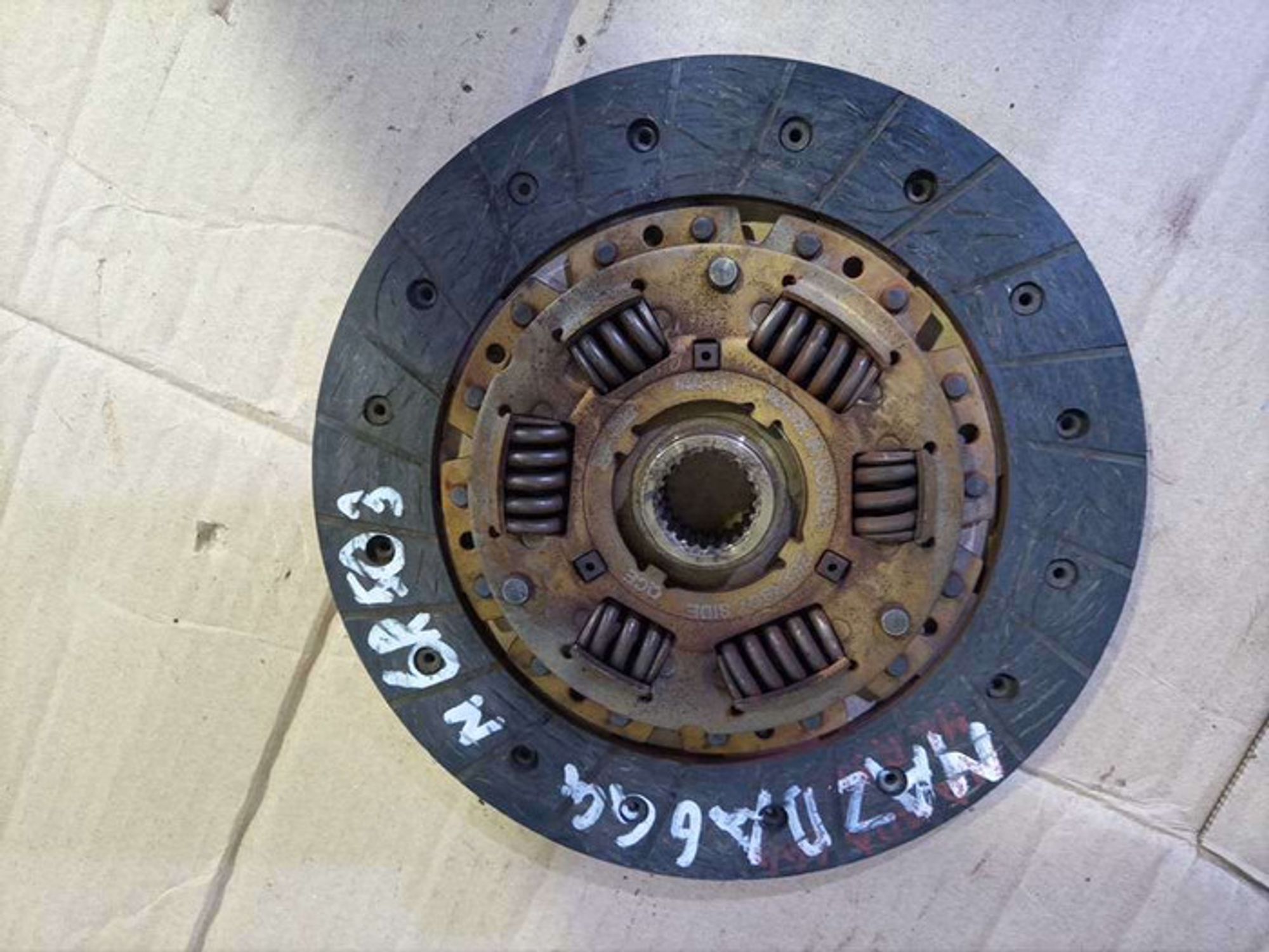 https://ycs.partsauto.market/partsauto-images/thmbs/78ee0fb3787e2dce013ed29fc8a1120c/36633e5c8e50490438c60bde5ed1cc3d/70cd0da503bd8dee741489222dee466e.jpg