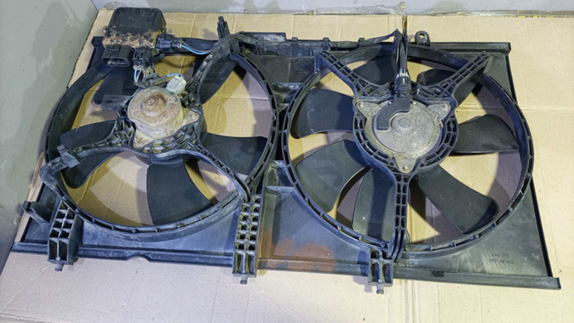https://ycs.partsauto.market/partsauto-images/thmbs/78ee0fb3787e2dce013ed29fc8a1120c/36817fb43d07fce6a84d7a271b02b4f4/6231114646bbb4dfe792336b240e426f.jpg