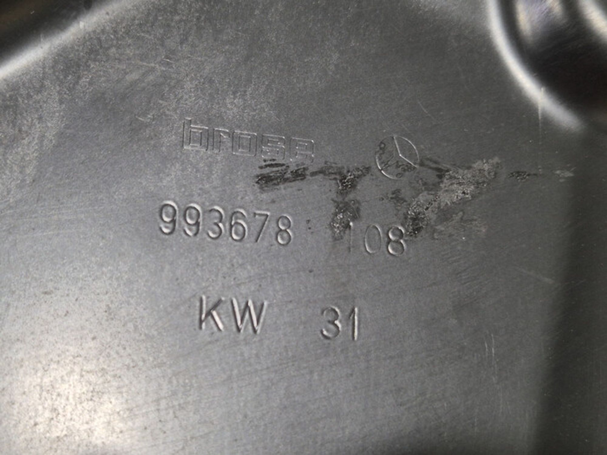 https://ycs.partsauto.market/partsauto-images/thmbs/78ee0fb3787e2dce013ed29fc8a1120c/377f4d863c48f336a07e5f3f06124933/ec1c4d63c595552b9ffb3e136c7c82a7.jpg