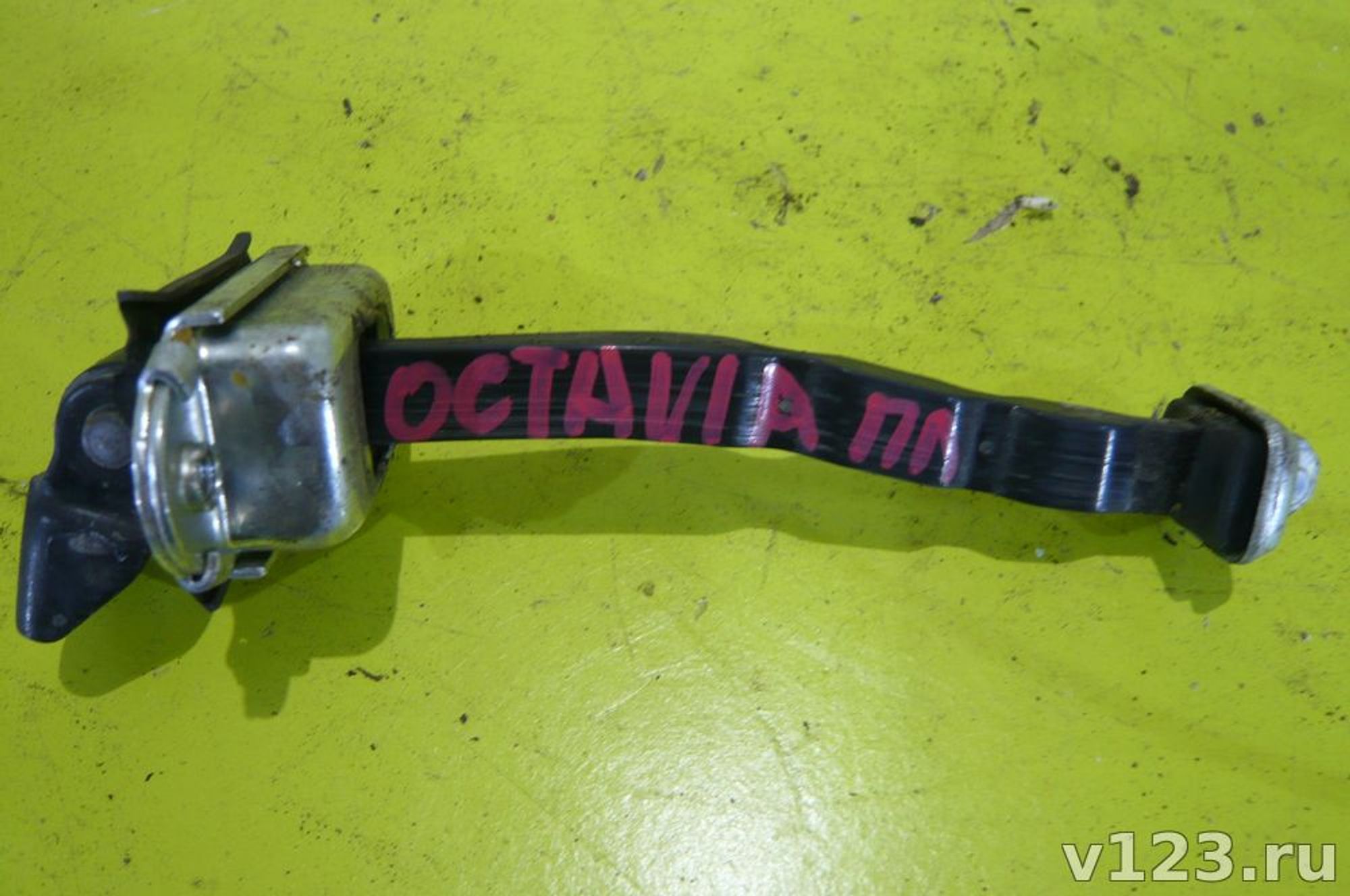 https://ycs.partsauto.market/partsauto-images/thmbs/78ee0fb3787e2dce013ed29fc8a1120c/39ed1478a590c4c48f830b1247e42a31/f664408a2f829b2fd4e22d6dddbd2884.jpg