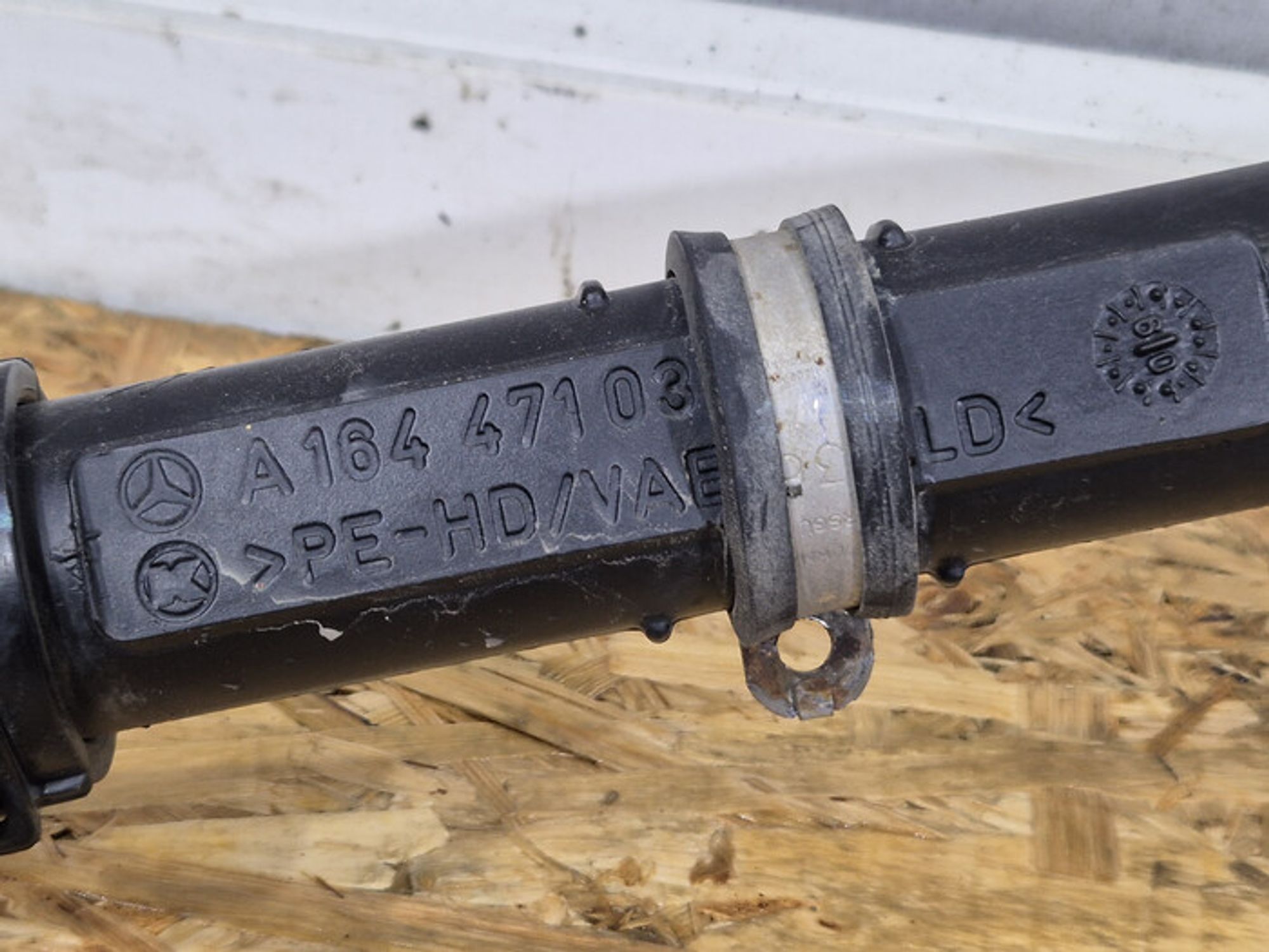 https://ycs.partsauto.market/partsauto-images/thmbs/78ee0fb3787e2dce013ed29fc8a1120c/3a8f823d702880a250bb11b18fe48b42/fa6d1e2d1bd1ed373bbf6c27859ae824.jpg