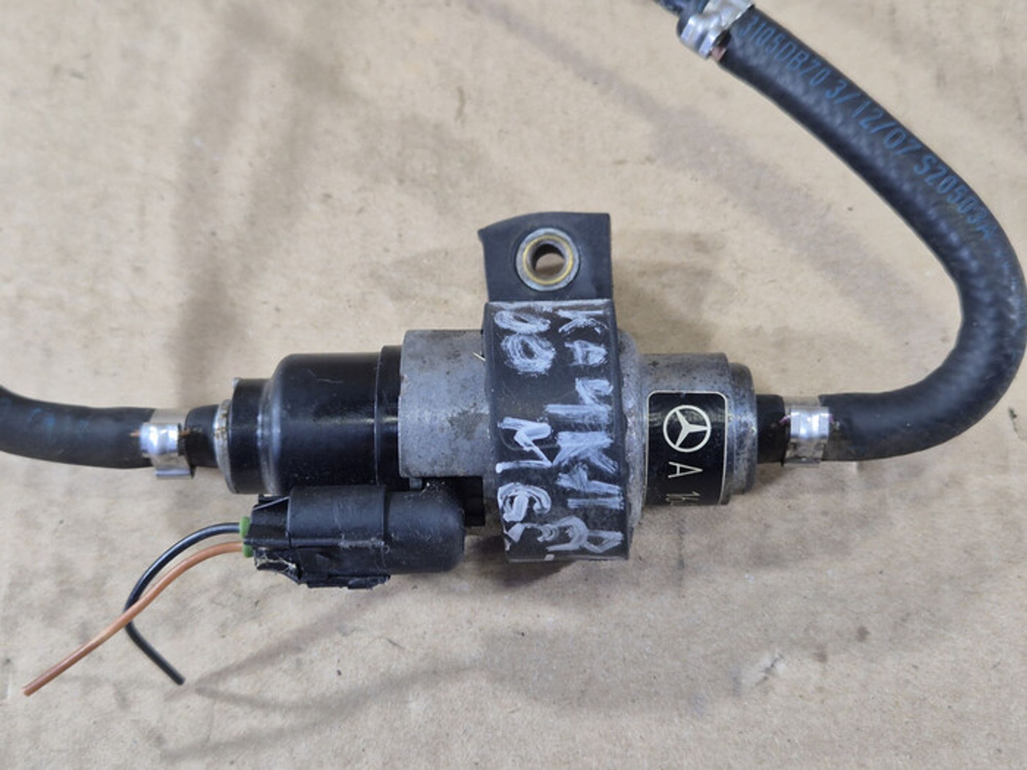 https://ycs.partsauto.market/partsauto-images/thmbs/78ee0fb3787e2dce013ed29fc8a1120c/3ae27d08bfc43193ef8d0a1a9f468250/b63003bcd467206266b09ff51ec756e0.jpg