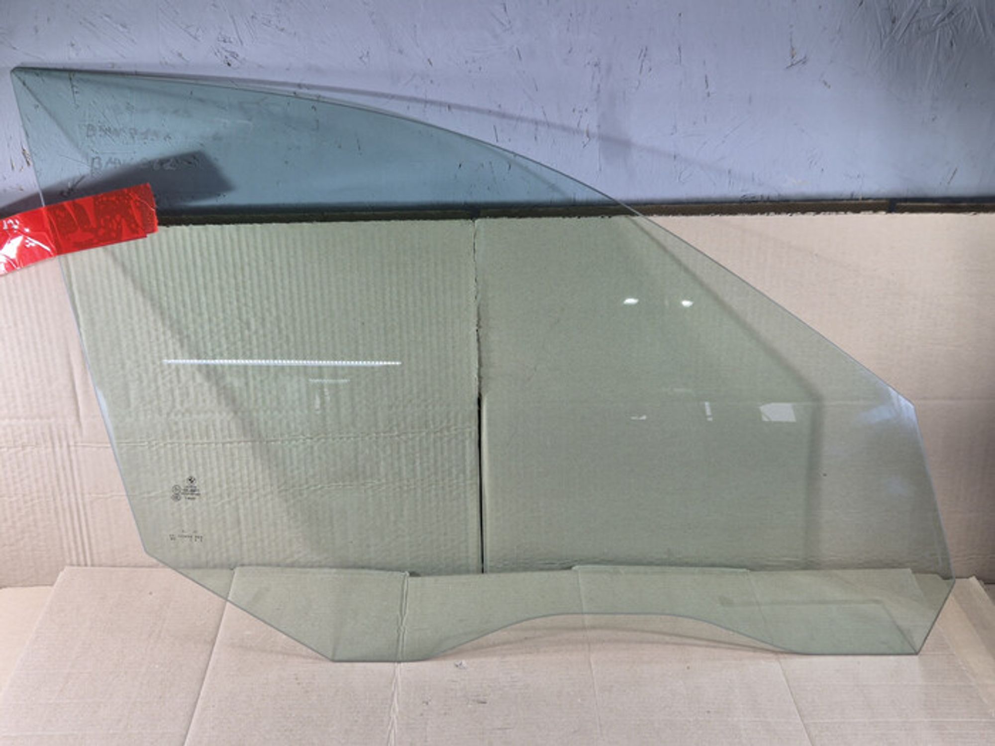 https://ycs.partsauto.market/partsauto-images/thmbs/78ee0fb3787e2dce013ed29fc8a1120c/3af8df68ef705f06c5c43f3c0771de8c/c4c79bf18073eed98842e089ef19426d.jpg