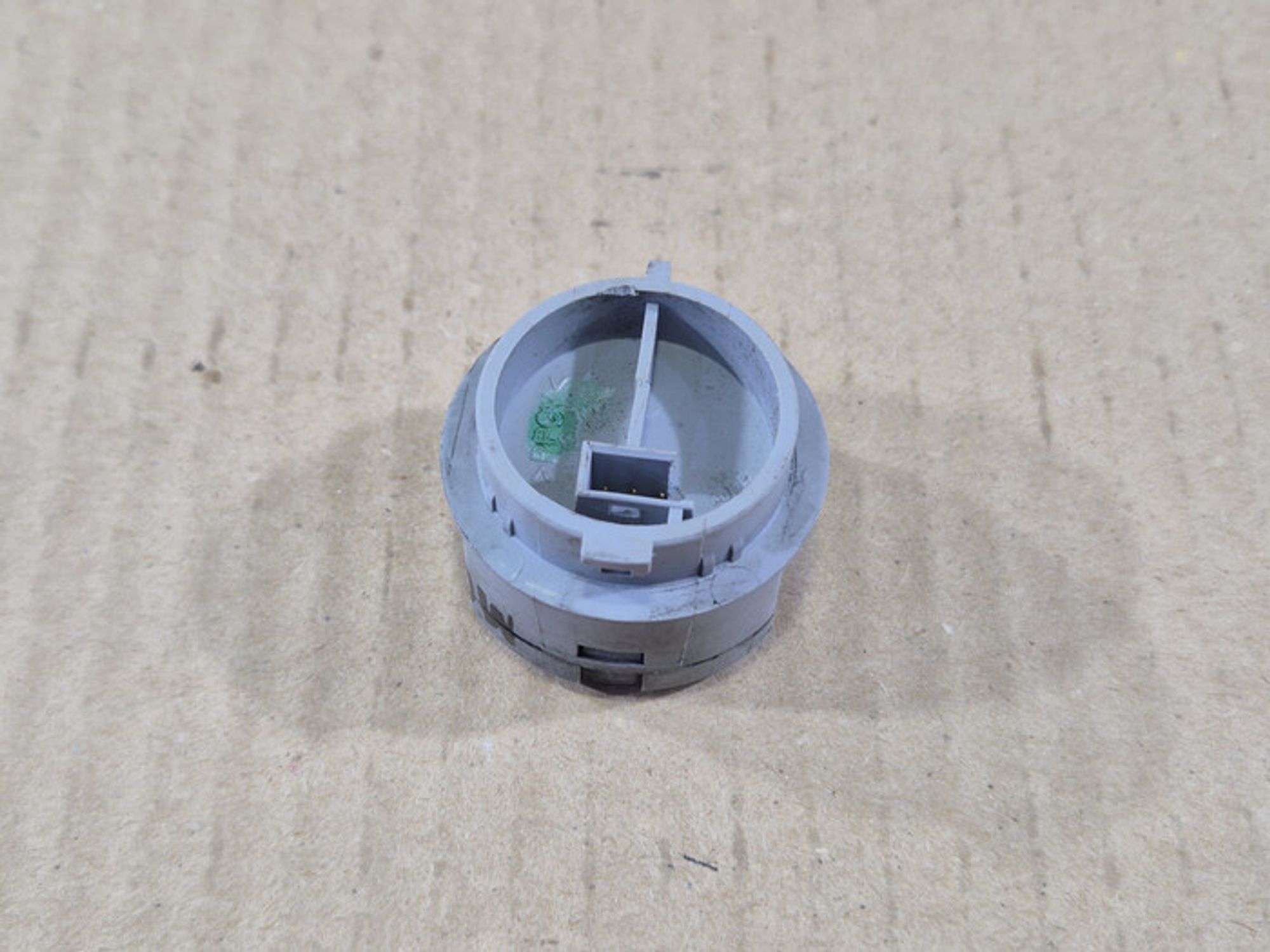 https://ycs.partsauto.market/partsauto-images/thmbs/78ee0fb3787e2dce013ed29fc8a1120c/3b7cd919cd5522e7cf71efec018dbd32/6d72de1b0b354e56b12793df9e6f498a.jpg