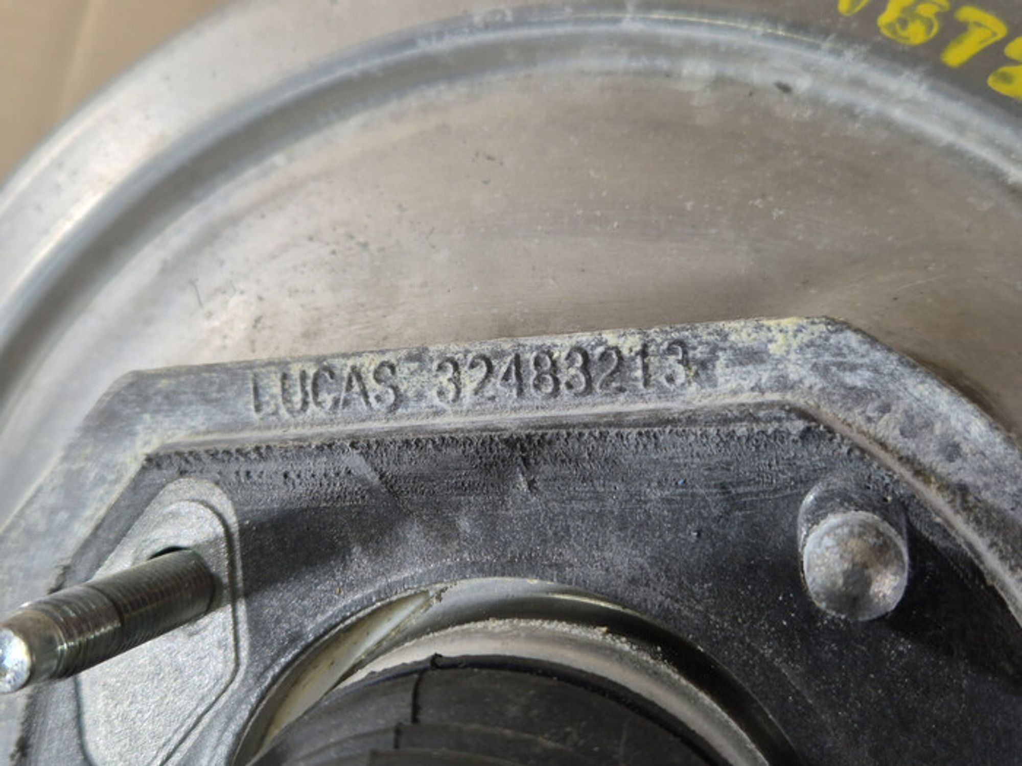 https://ycs.partsauto.market/partsauto-images/thmbs/78ee0fb3787e2dce013ed29fc8a1120c/3c066ba0799672487f00fc747741dc28/87d92985bfe4ccff81faaeca486cf29d.jpg