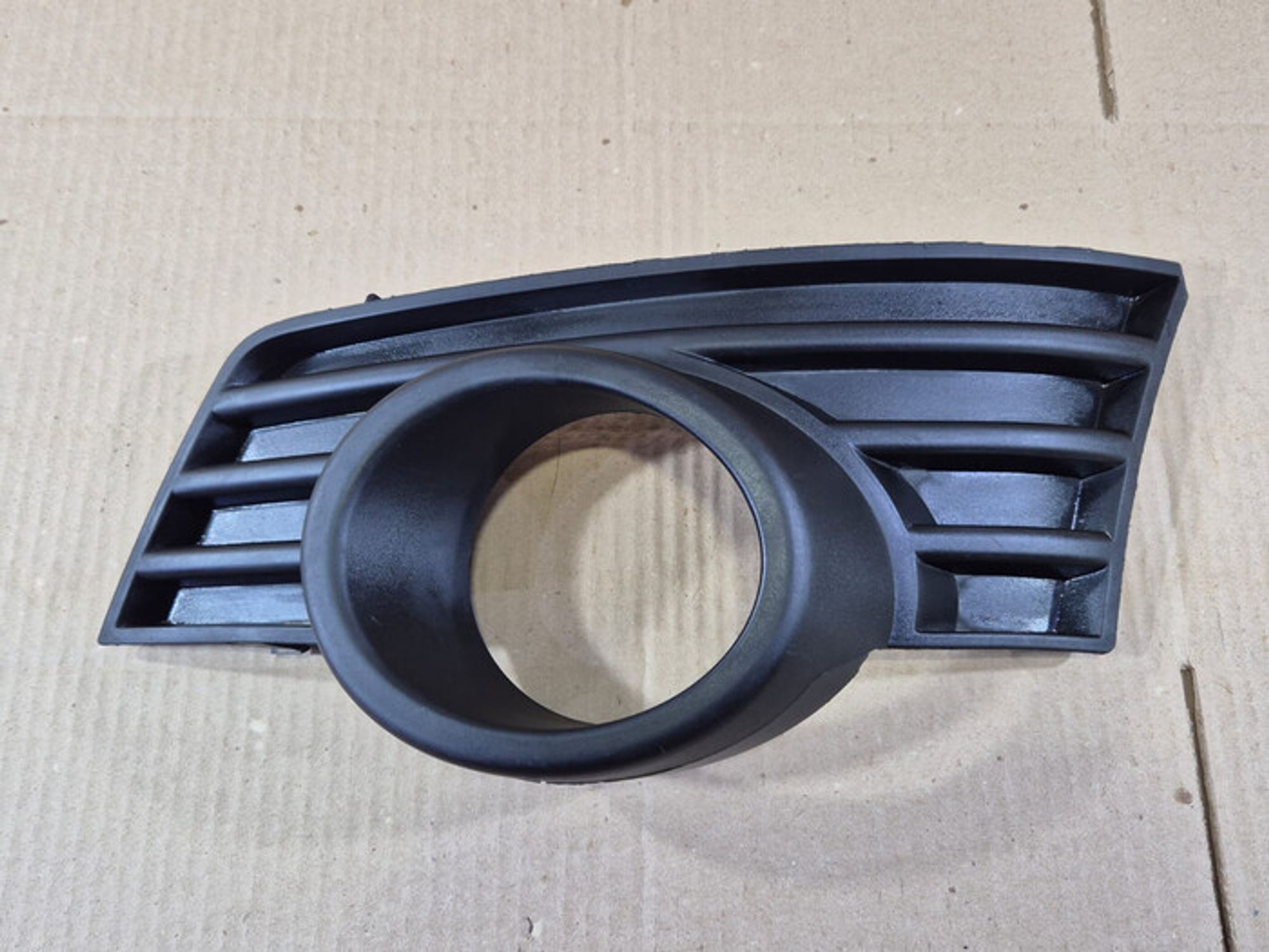 https://ycs.partsauto.market/partsauto-images/thmbs/78ee0fb3787e2dce013ed29fc8a1120c/3ec2bac9cc207209ca7554880b217e66/8558ef76b1a359c5b6e50f48ac8d2763.jpg