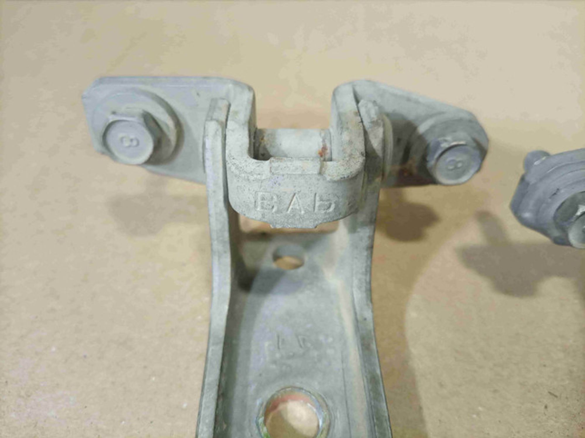 https://ycs.partsauto.market/partsauto-images/thmbs/78ee0fb3787e2dce013ed29fc8a1120c/40efda728a075fe3d4738095f32cc737/a8d0351a94db54215f3face99136ff1a.jpg