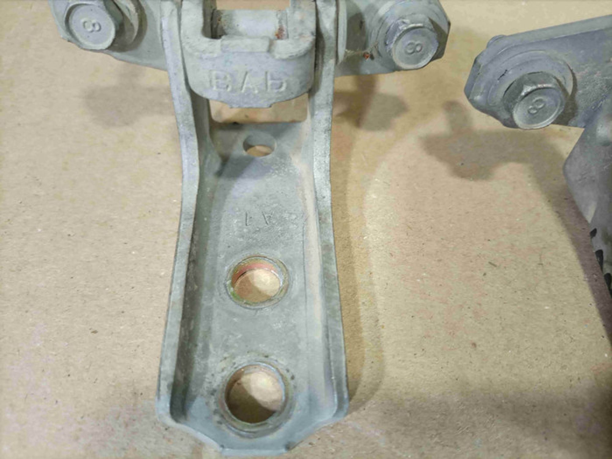https://ycs.partsauto.market/partsauto-images/thmbs/78ee0fb3787e2dce013ed29fc8a1120c/40efda728a075fe3d4738095f32cc737/cd7d964fb55875e8ade266435efd6ab1.jpg